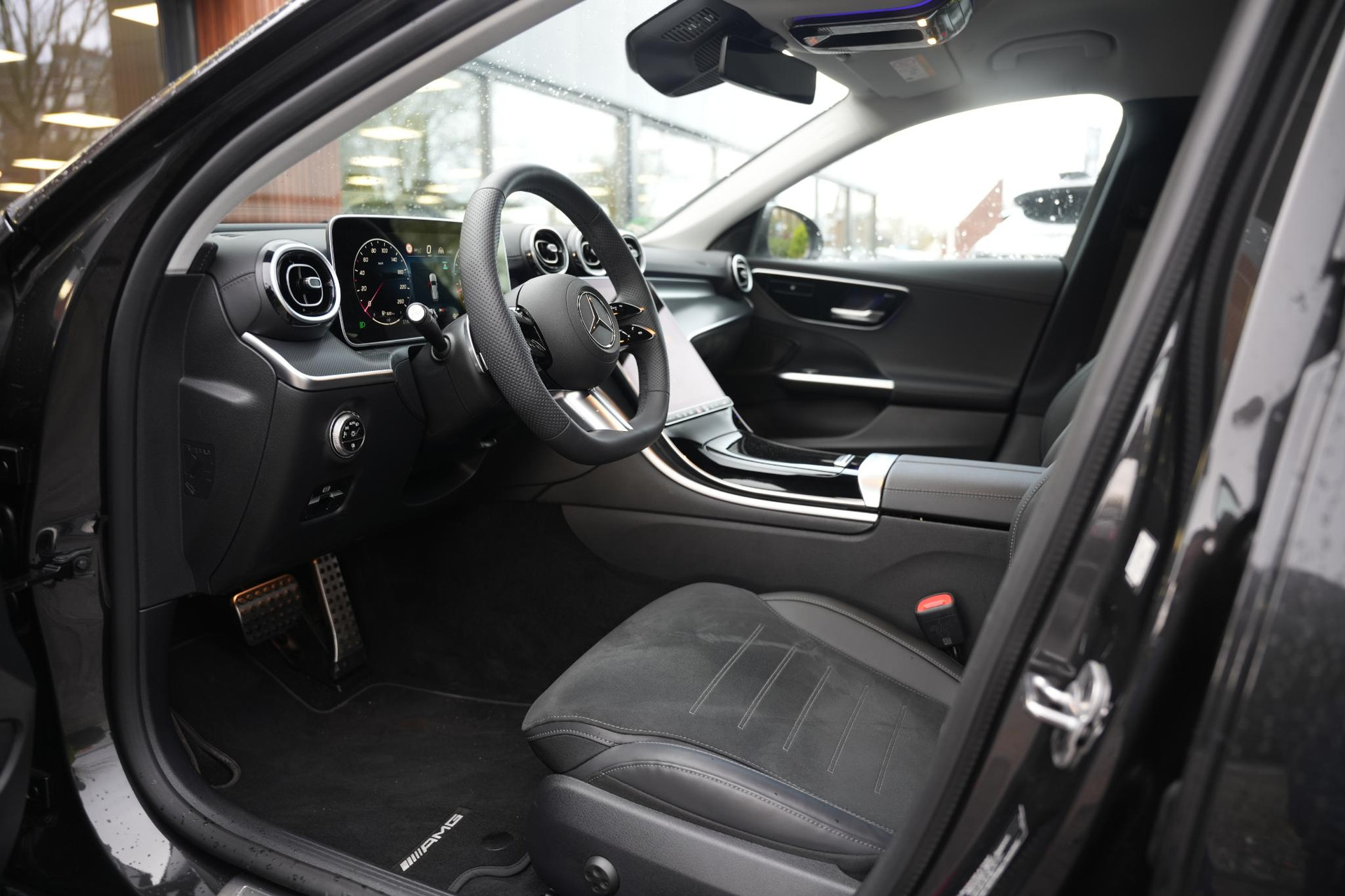 Mercedes-Benz C-Klasse 180 Business Solution AMG 2025 GRAPHITE GRAY - METALLIC FINISH (831U) 8