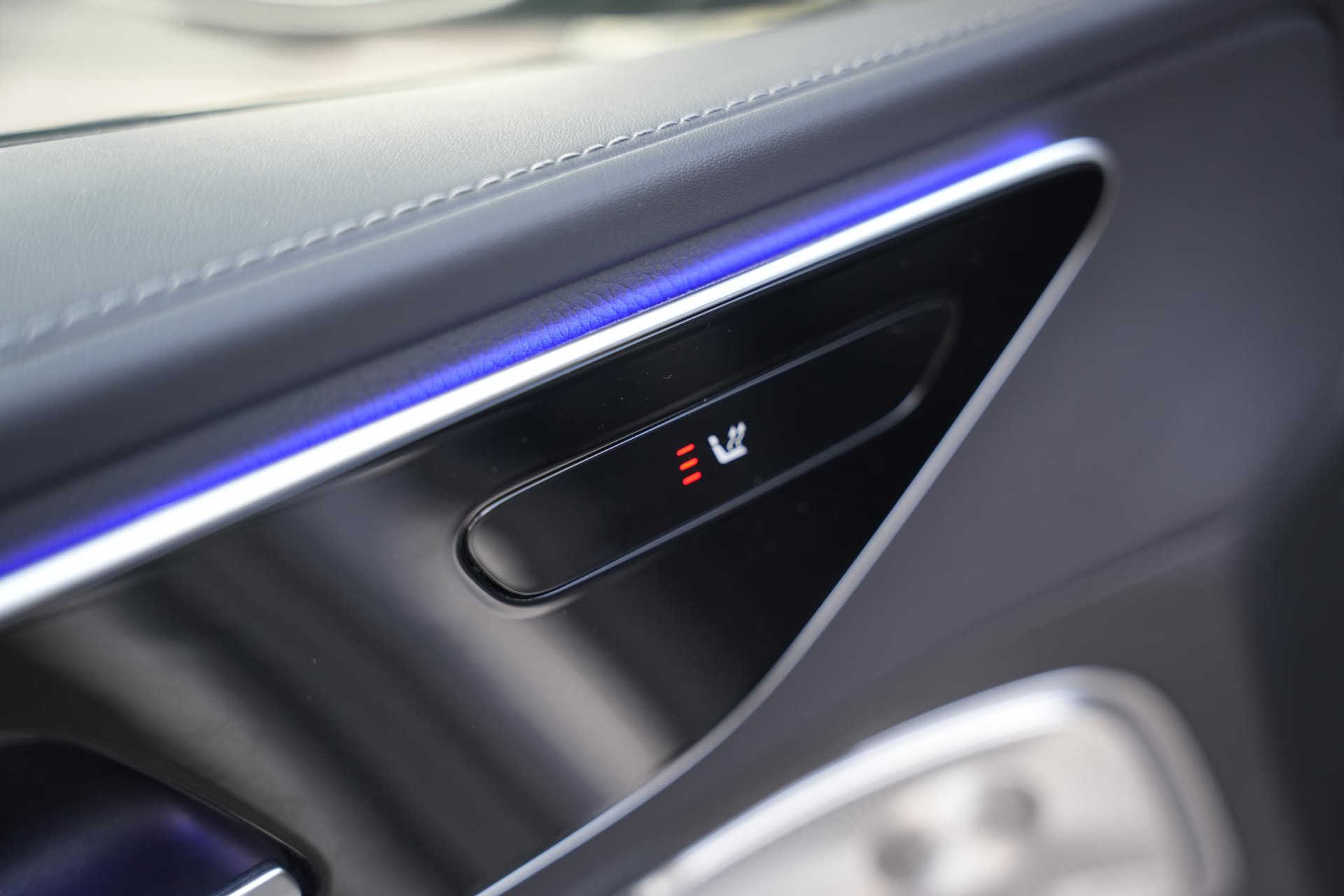 Mercedes-Benz C-Klasse 180 Business Solution AMG 2025 SELENITE GRAY - METALLIC FINISH (992U) 20