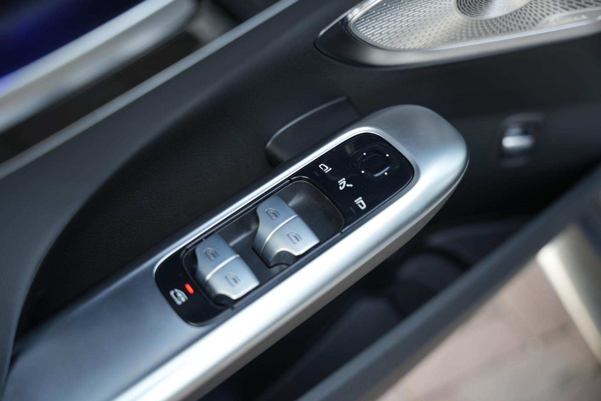 Mercedes-Benz C-Klasse 180 Business Solution AMG 2025 SELENITE GRAY - METALLIC FINISH (992U) 22