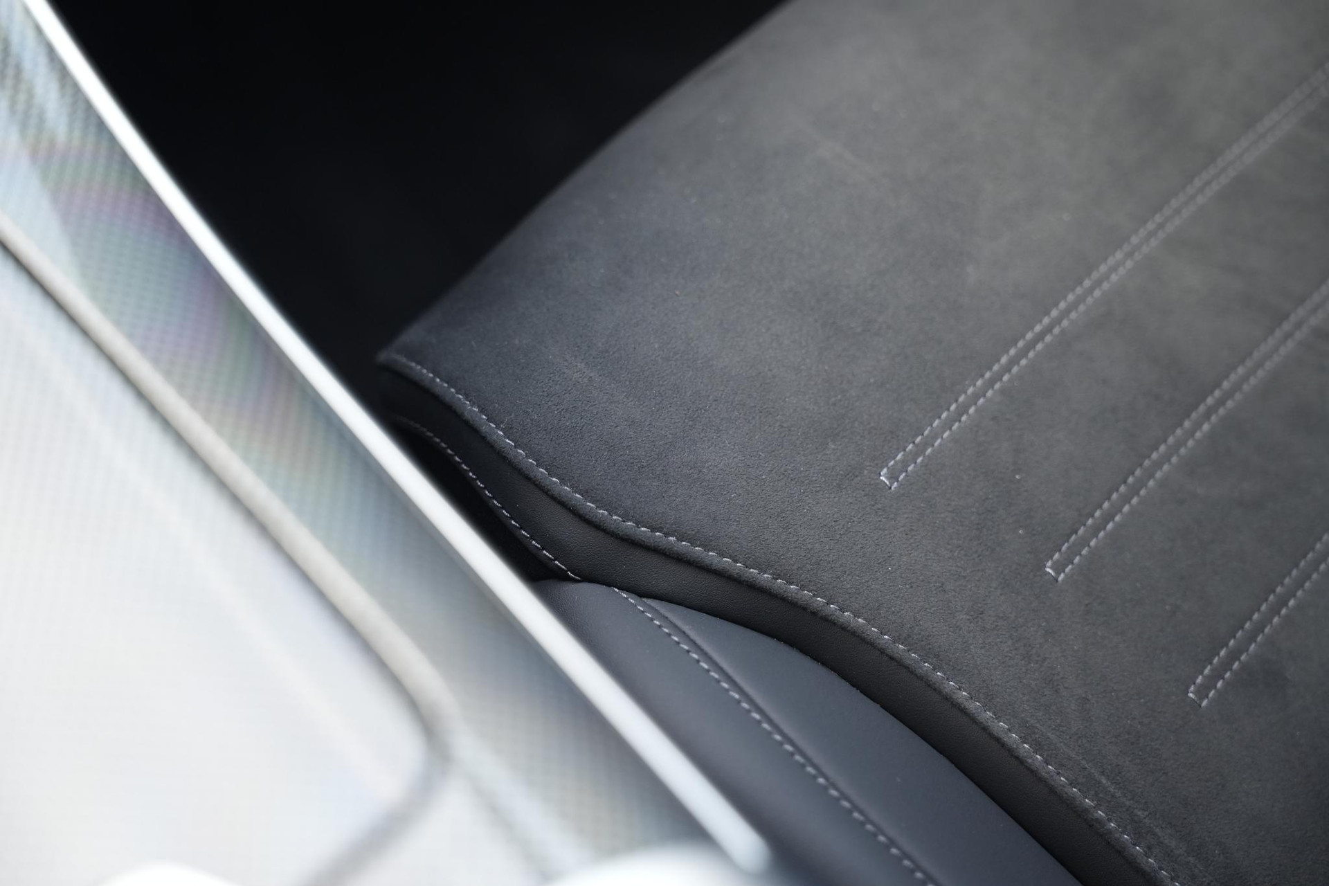 Mercedes-Benz C-Klasse 180 Business Solution AMG 2025 SELENITE GRAY - METALLIC FINISH (992U) 35