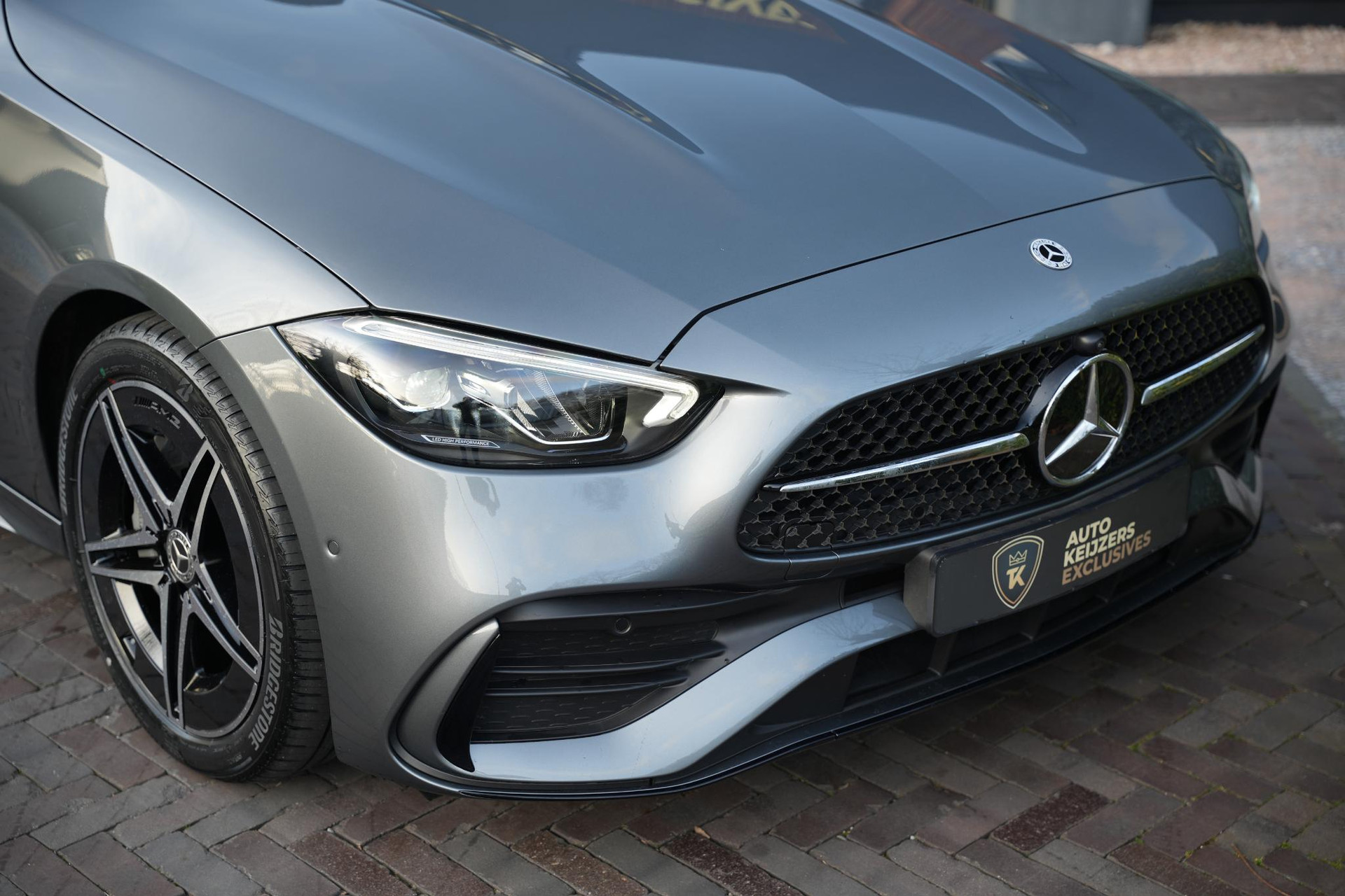 Mercedes-Benz C-Klasse 180 Business Solution AMG 2025 SELENITE GRAY - METALLIC FINISH (992U) 38