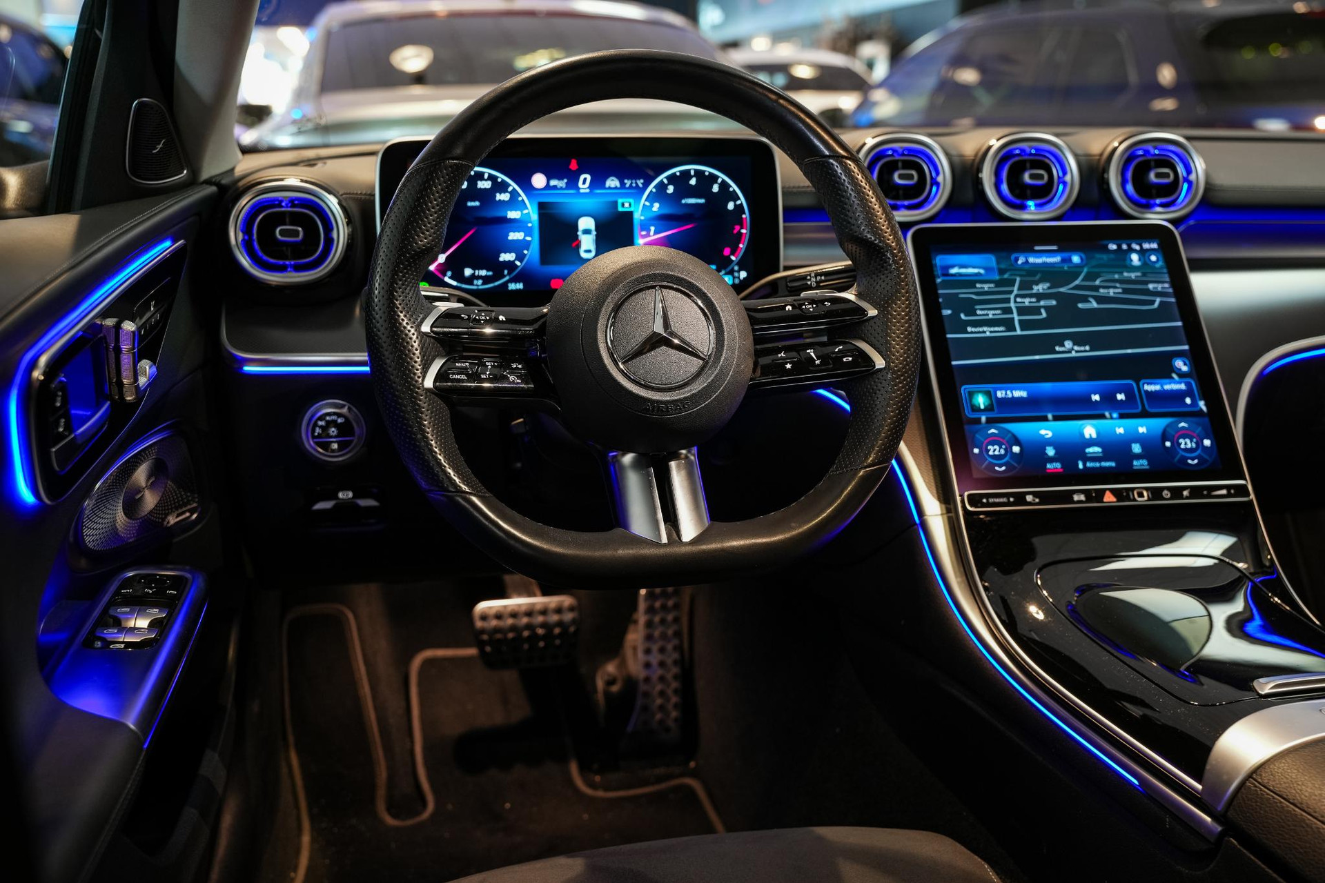 Mercedes-Benz C-Klasse 200 4MATIC AMG Line 2021 MANUFAKTUR selenite gray - Magno paintwork (297U) 11