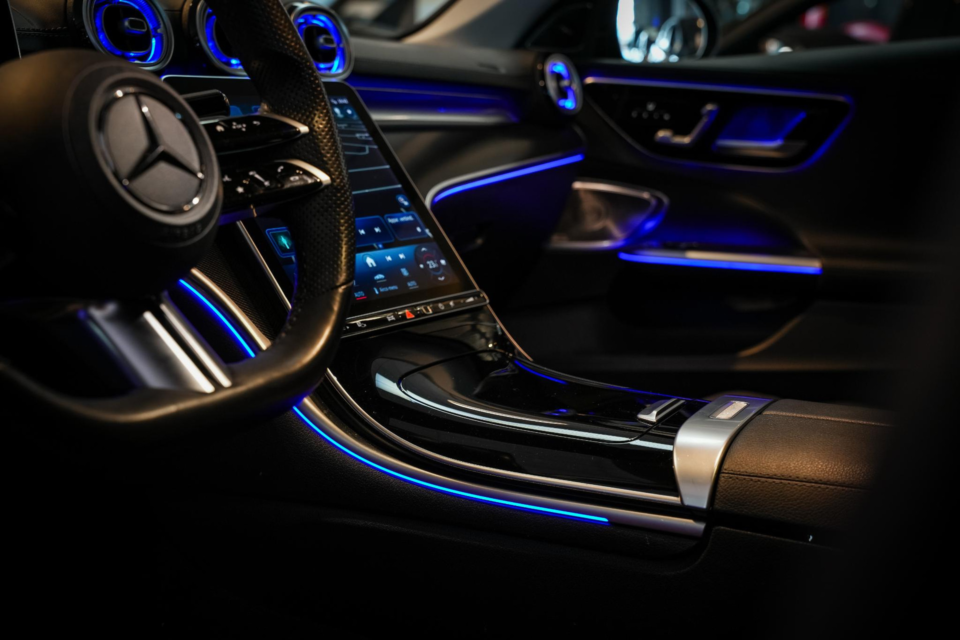 Mercedes-Benz C-Klasse 200 4MATIC AMG Line 2021 MANUFAKTUR selenite gray - Magno paintwork (297U) 23