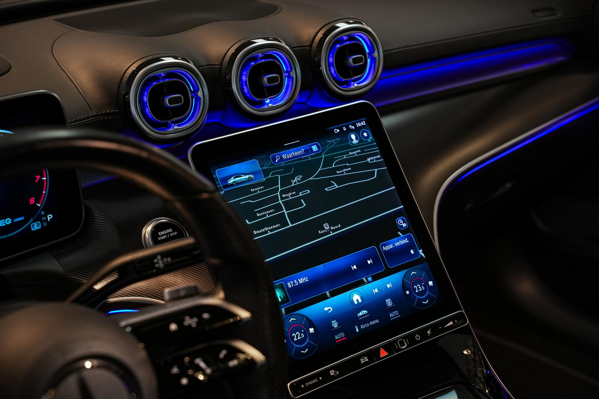 Mercedes-Benz C-Klasse 200 4MATIC AMG Line 2021 MANUFAKTUR selenite gray - Magno paintwork (297U) 45