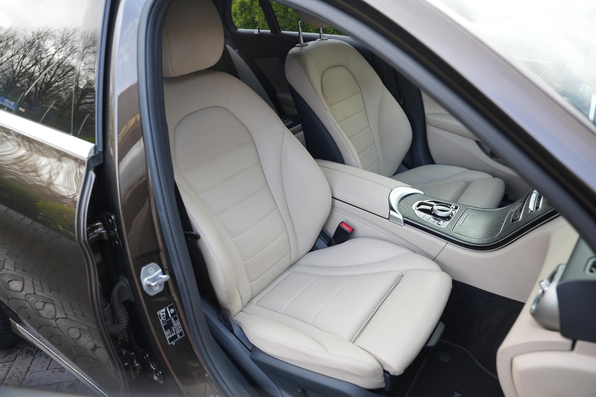 Mercedes-Benz C-Klasse Estate 350 e Lease Edition Plus 2016 Citrine brown - metallic finish (796U) 15