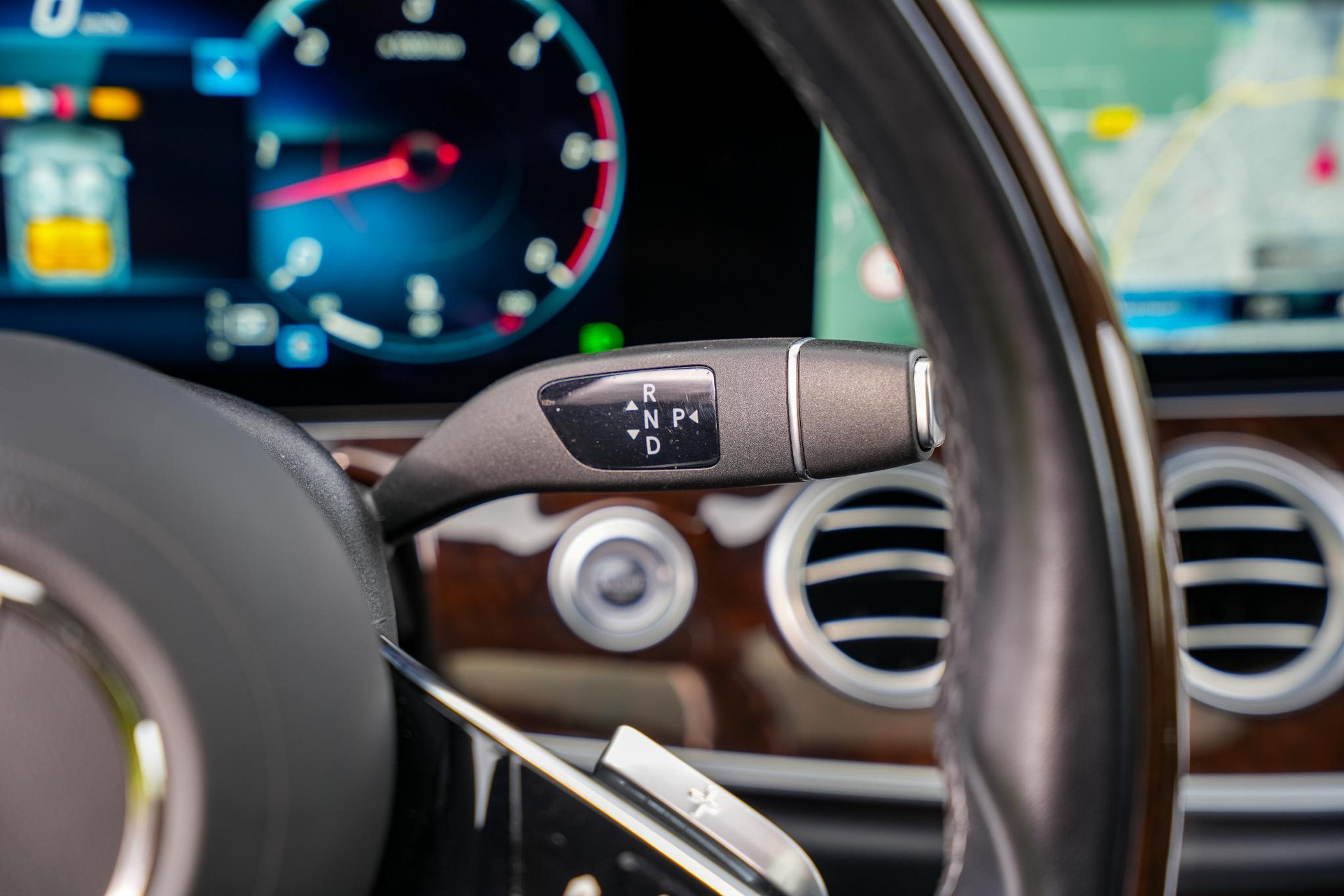 Mercedes-Benz E-Klasse All-Terrain 400 d 4Matic 2022 Obsidian black - metallic finish (197U) 15