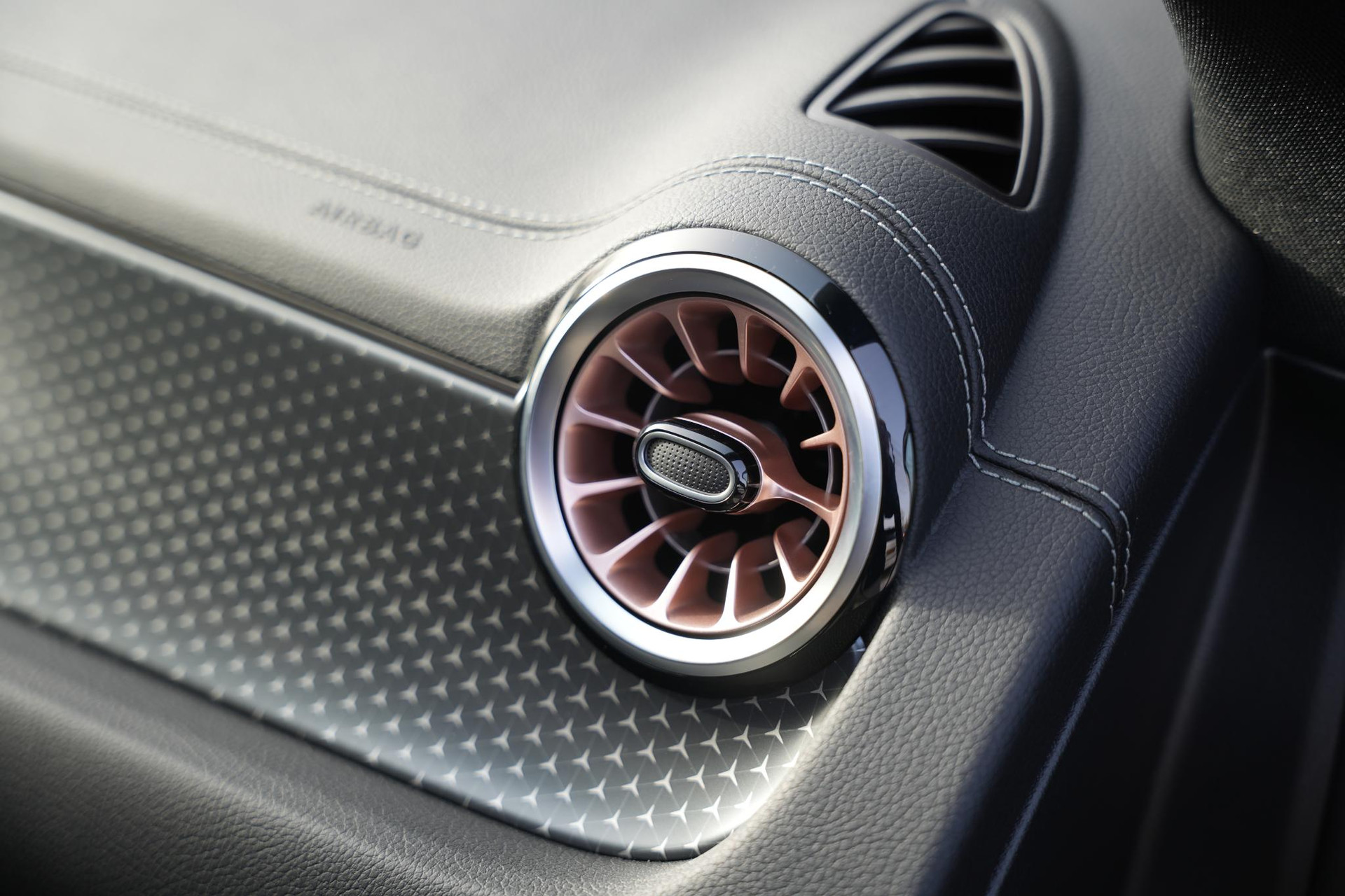 Mercedes-Benz EQA 250+ Business Solution 71 kWh 2025  21