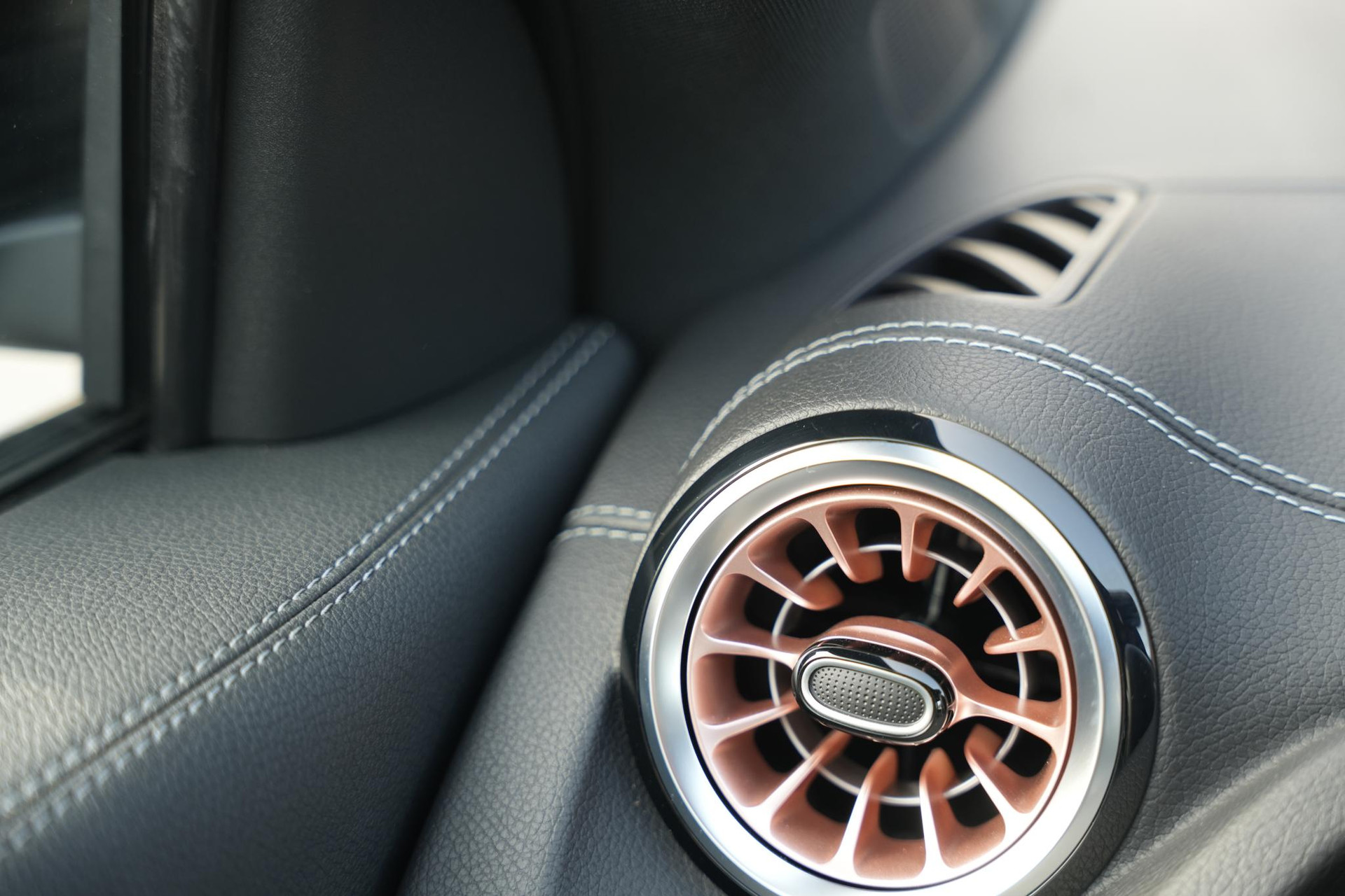 Mercedes-Benz EQA 250+ Business Solution 71 kWh 2025  29