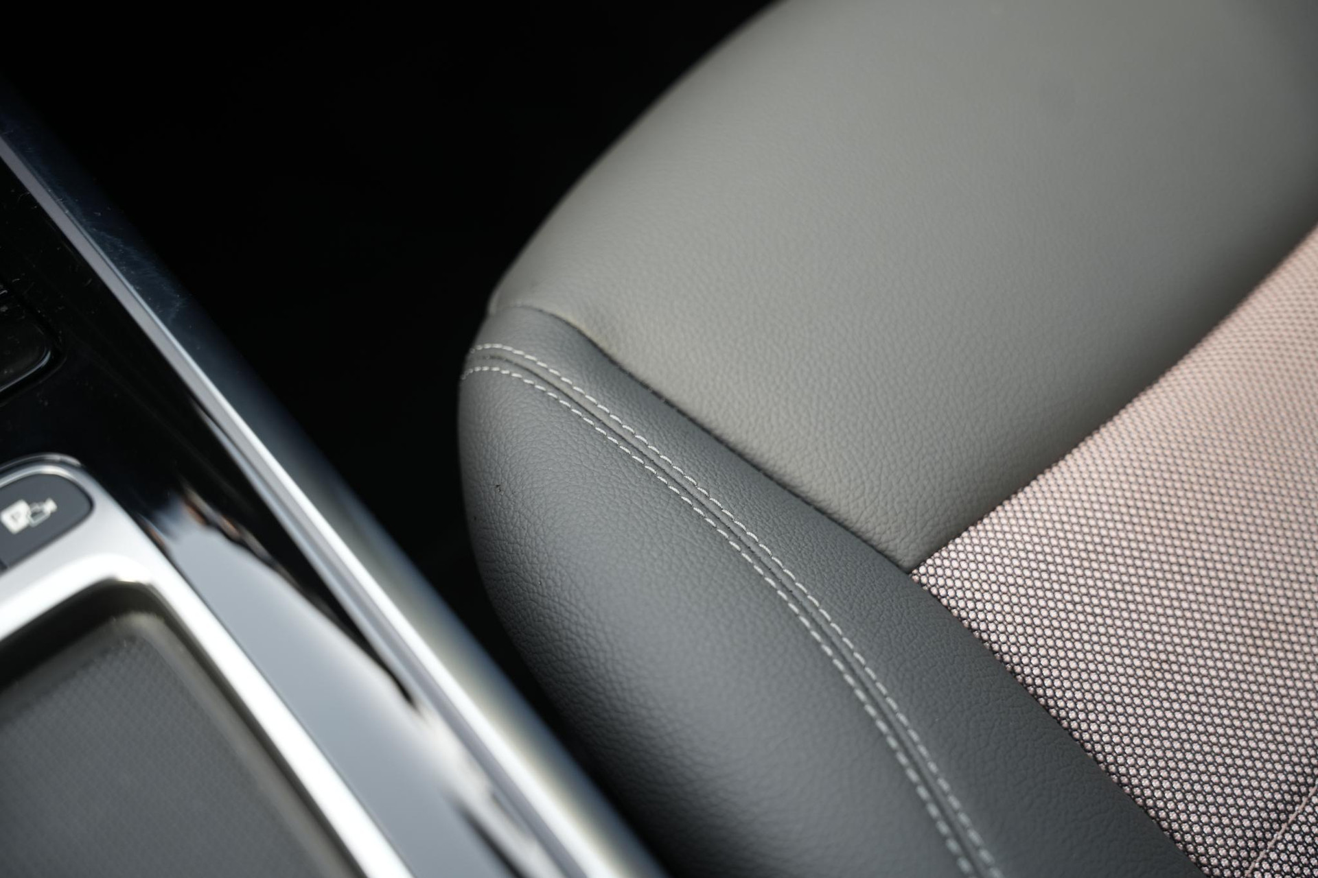 Mercedes-Benz EQA 250+ Business Solution 71 kWh 2025  35