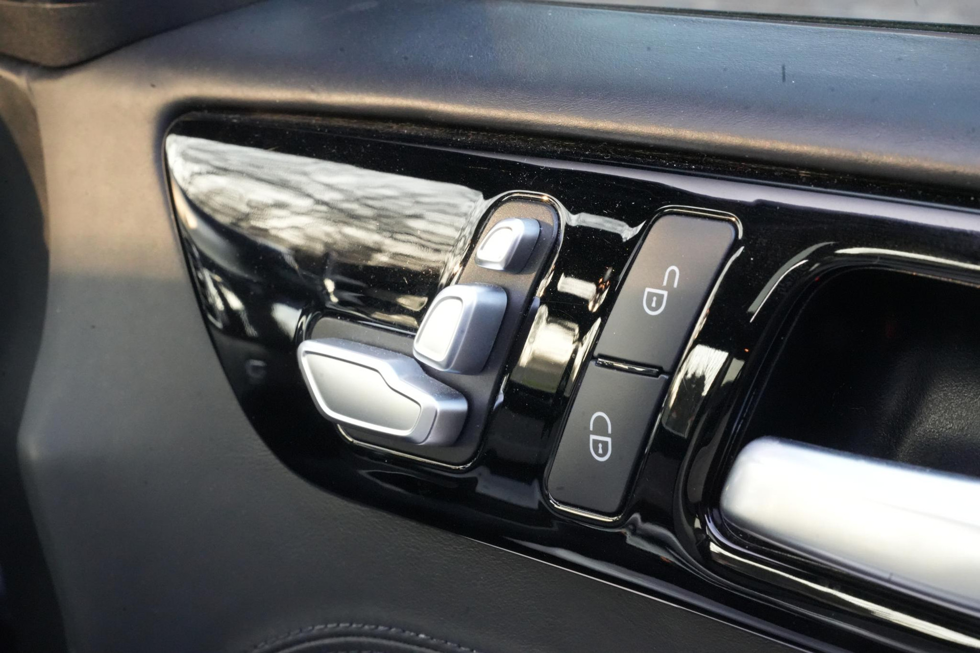 Mercedes-Benz GLE 500 e 4MATIC 2015 CAVANSITE BLUE METALLIC FINISH (890U) 20