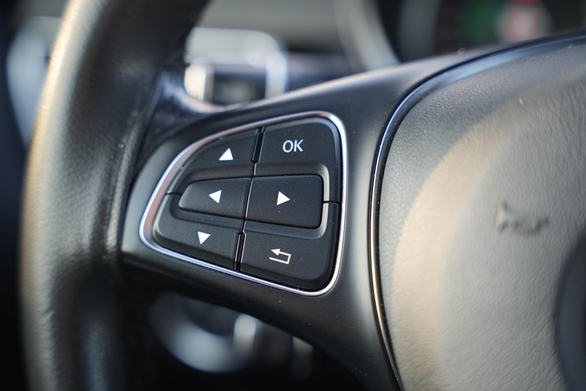 Mercedes-Benz GLE 500 e 4MATIC 2015 CAVANSITE BLUE METALLIC FINISH (890U) 30