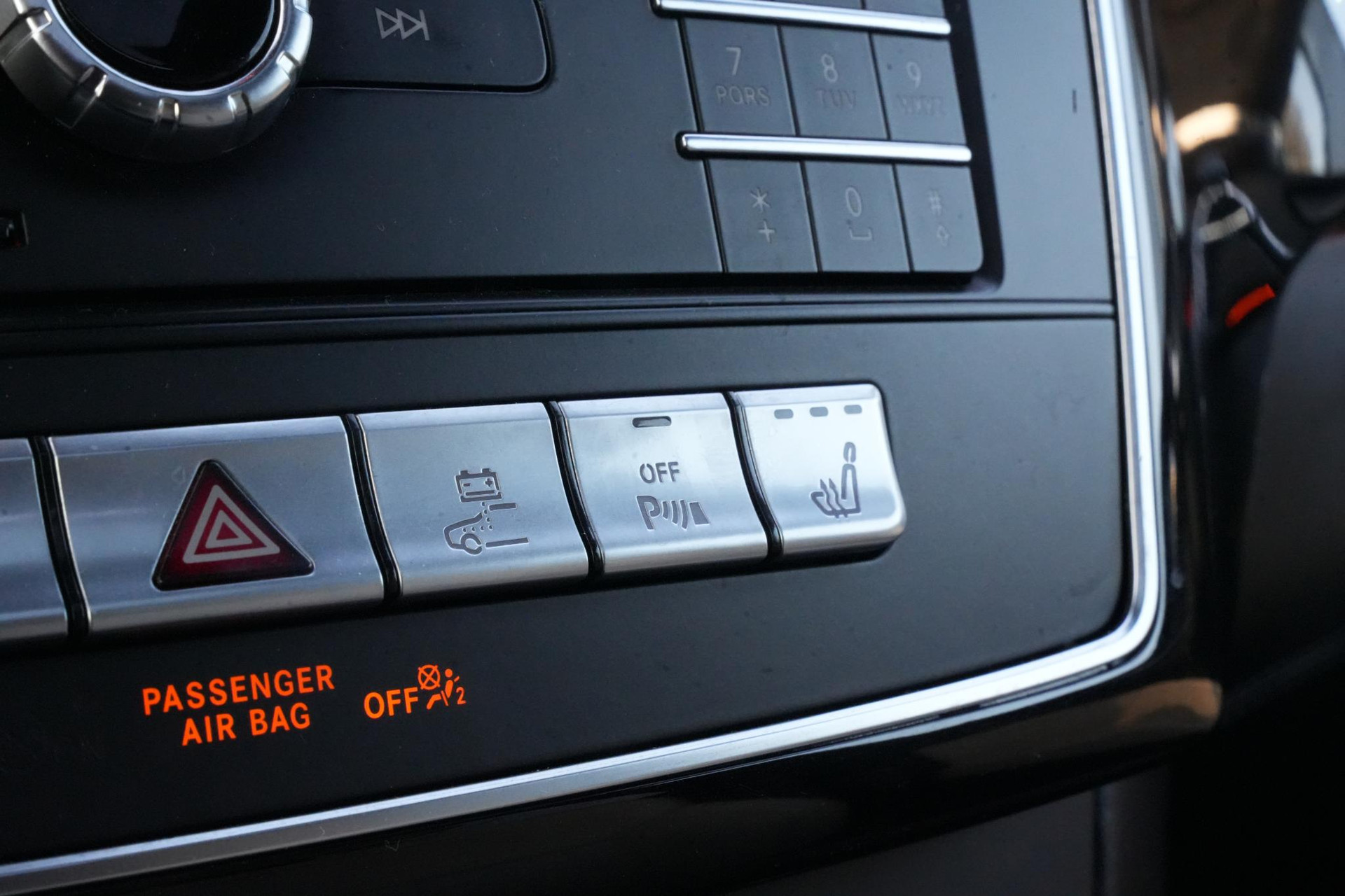 Mercedes-Benz GLE 500 e 4MATIC 2015 CAVANSITE BLUE METALLIC FINISH (890U) 36