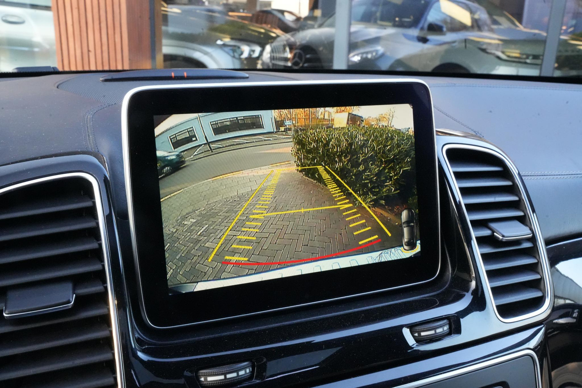 Mercedes-Benz GLE 500 e 4MATIC 2015 CAVANSITE BLUE METALLIC FINISH (890U) 44