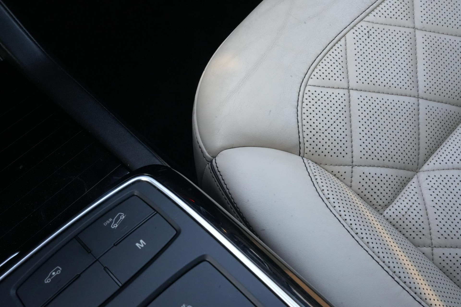 Mercedes-Benz GLE 500 e 4MATIC 2015 CAVANSITE BLUE METALLIC FINISH (890U) 53