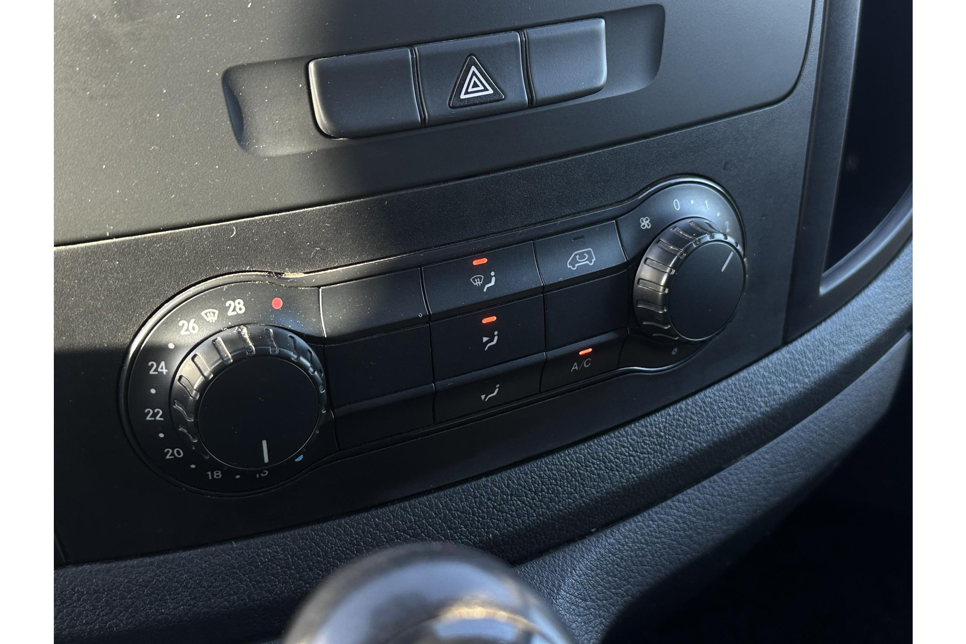 Mercedes-Benz Vito 111 CDI Lang 2018 Zwart 14