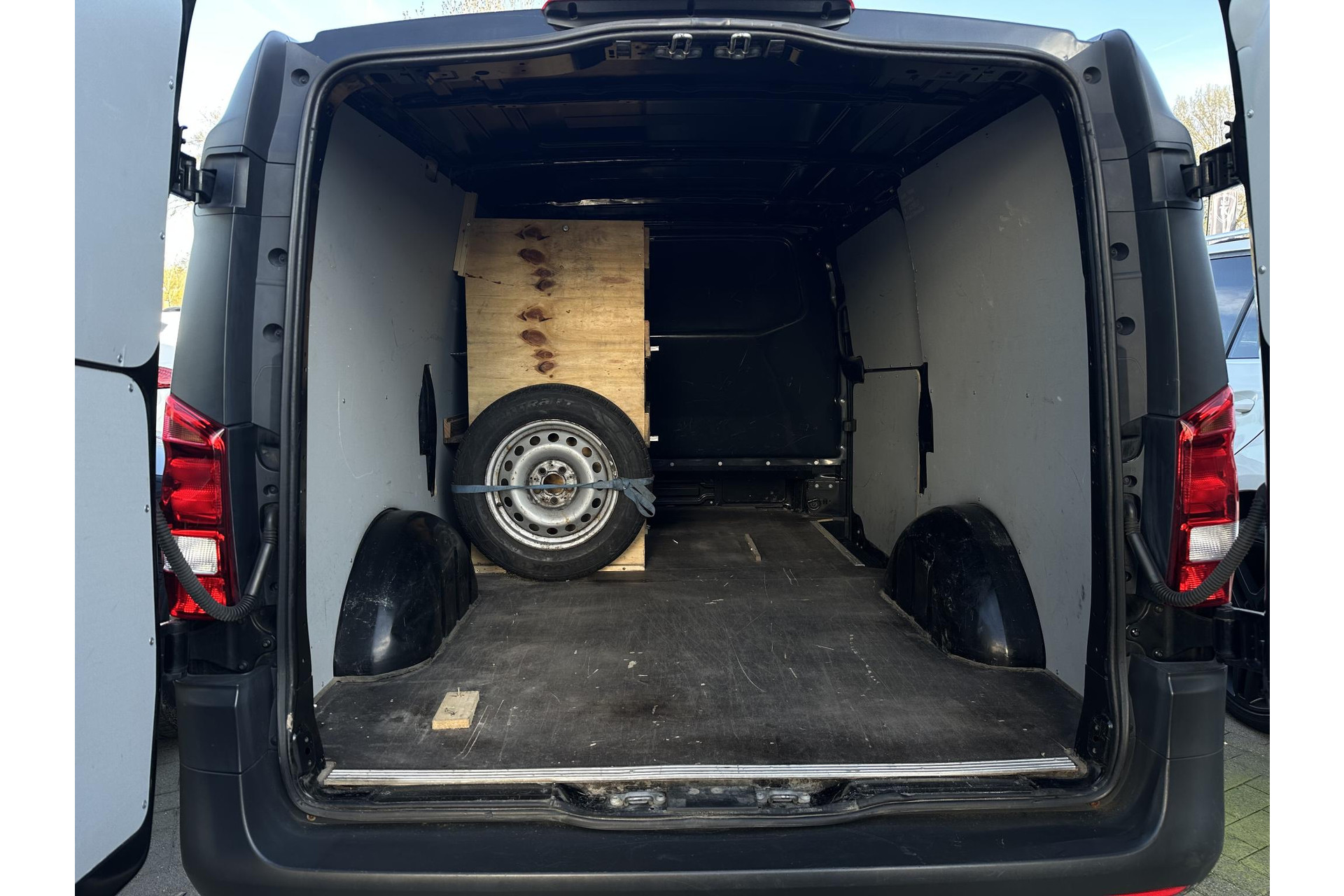 Mercedes-Benz Vito 111 CDI Lang 2018 Zwart 16