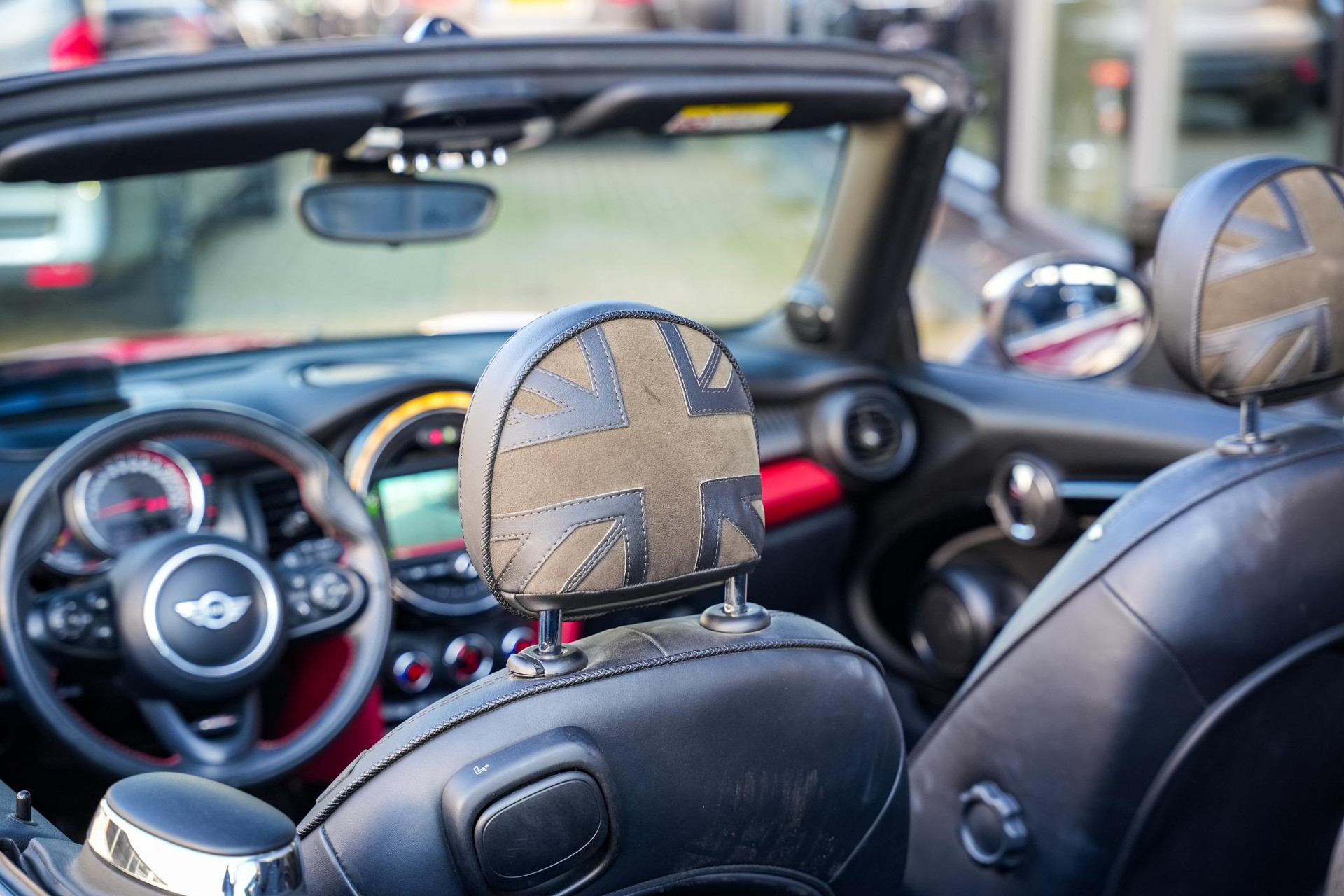 MINI Cabrio 2.0 John Cooper Works Chili 2016 Chili red 19