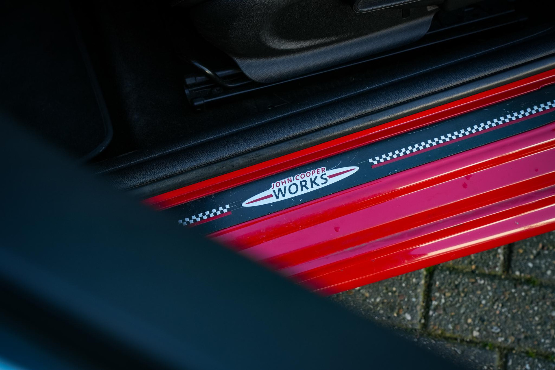 MINI Cabrio 2.0 John Cooper Works Chili 2016 Chili red 22