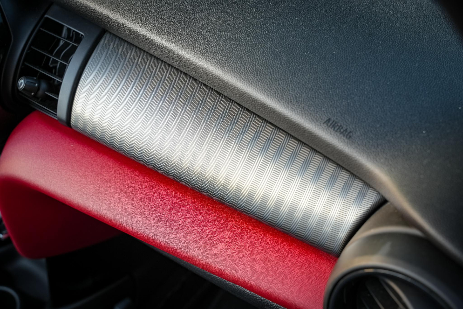 MINI Cabrio 2.0 John Cooper Works Chili 2016 Chili red 25