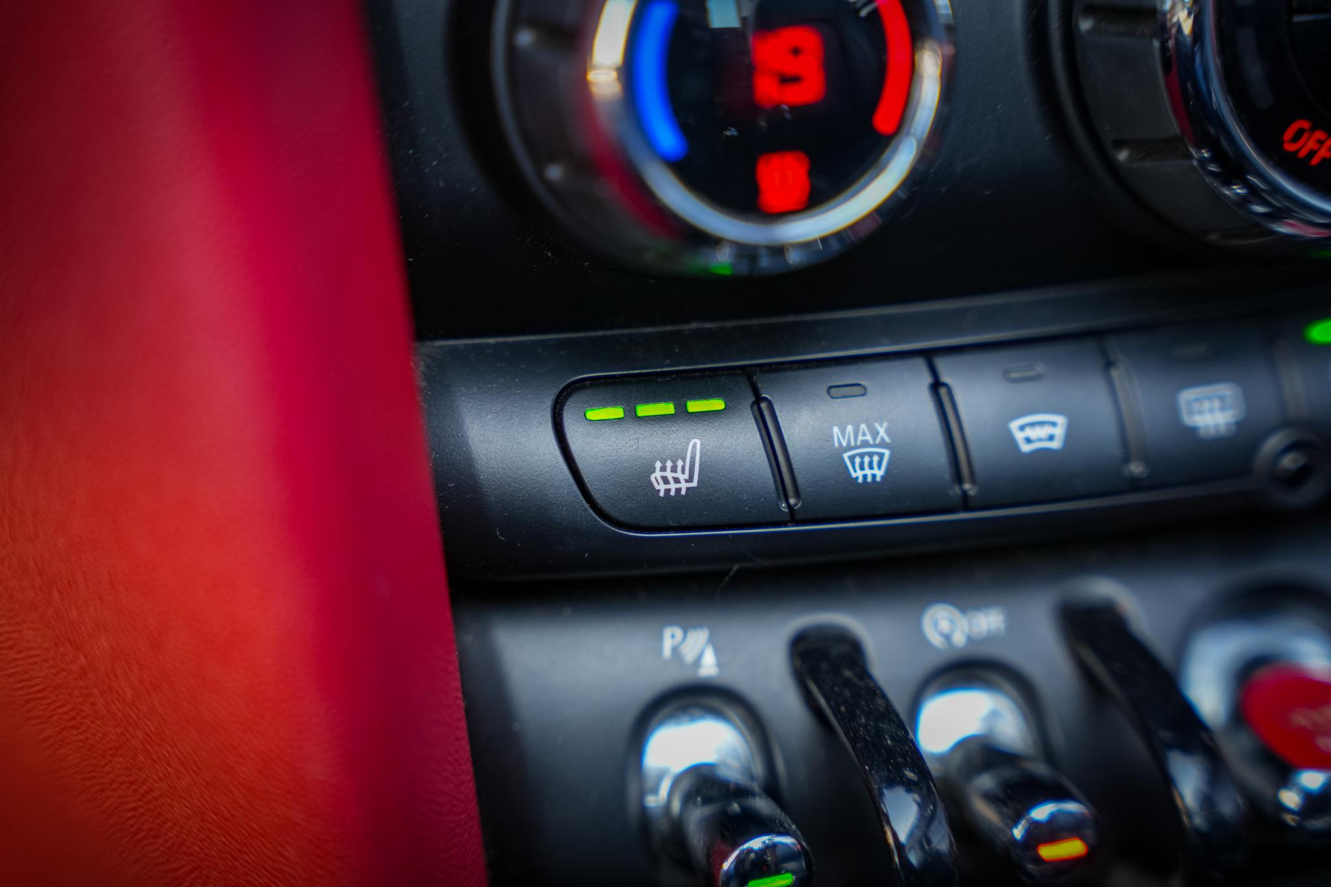 MINI Cabrio 2.0 John Cooper Works Chili 2016 Chili red 43