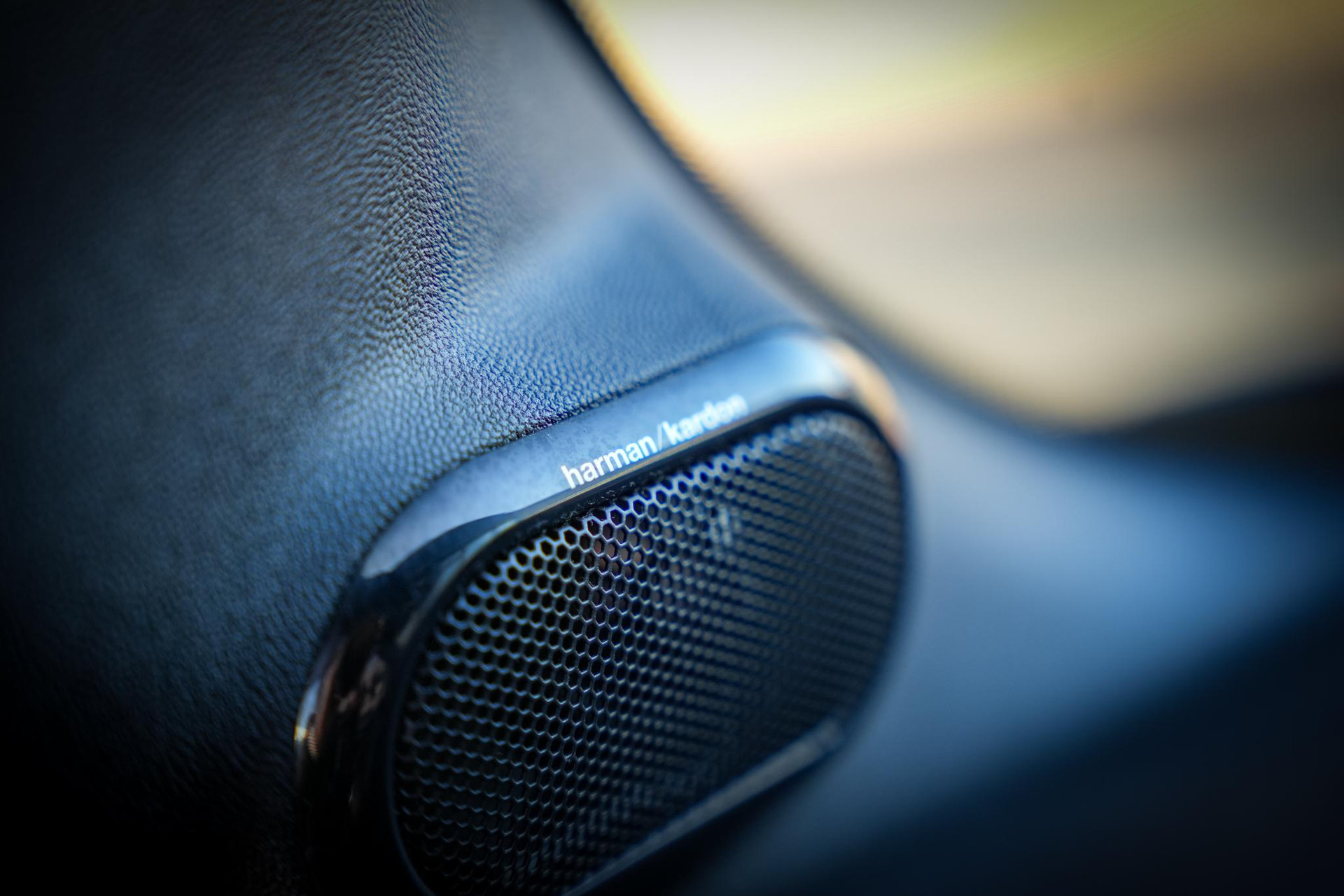 MINI Cabrio 2.0 John Cooper Works Chili 2016 Chili red 44