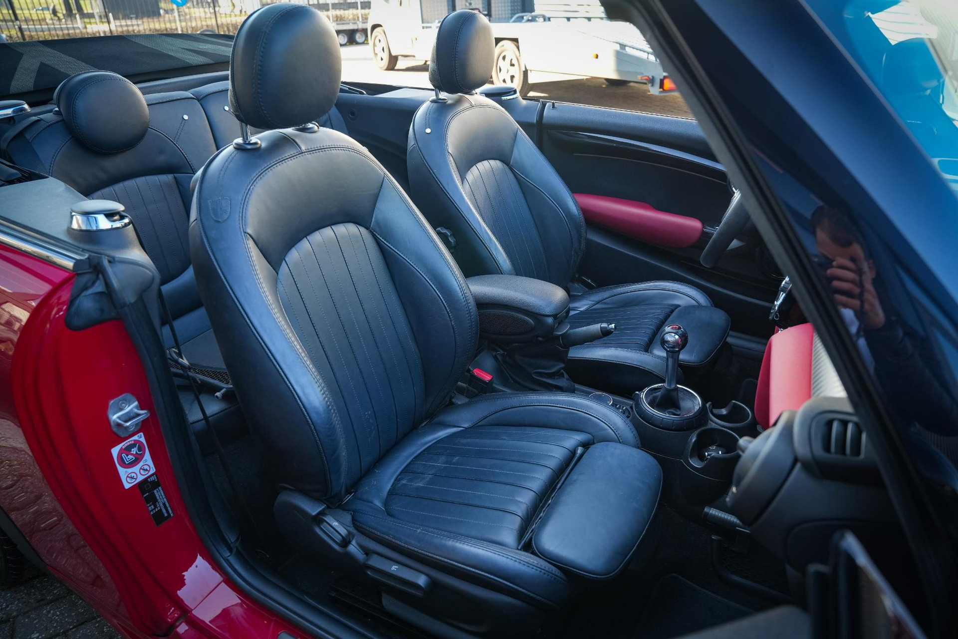 MINI Cabrio 2.0 John Cooper Works Chili 2016 Chili red 6