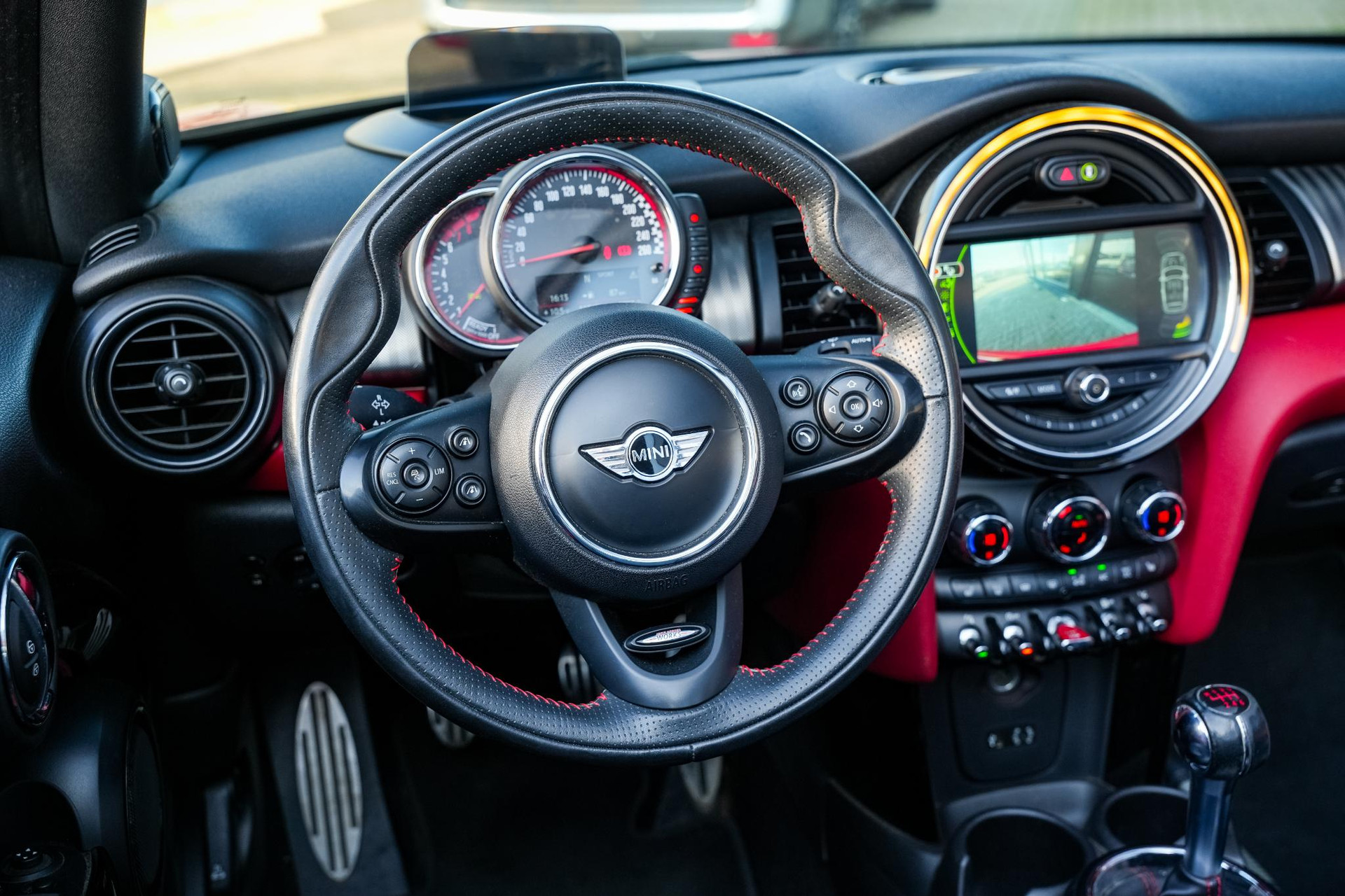 MINI Cabrio 2.0 John Cooper Works Chili 2016 Chili red 8