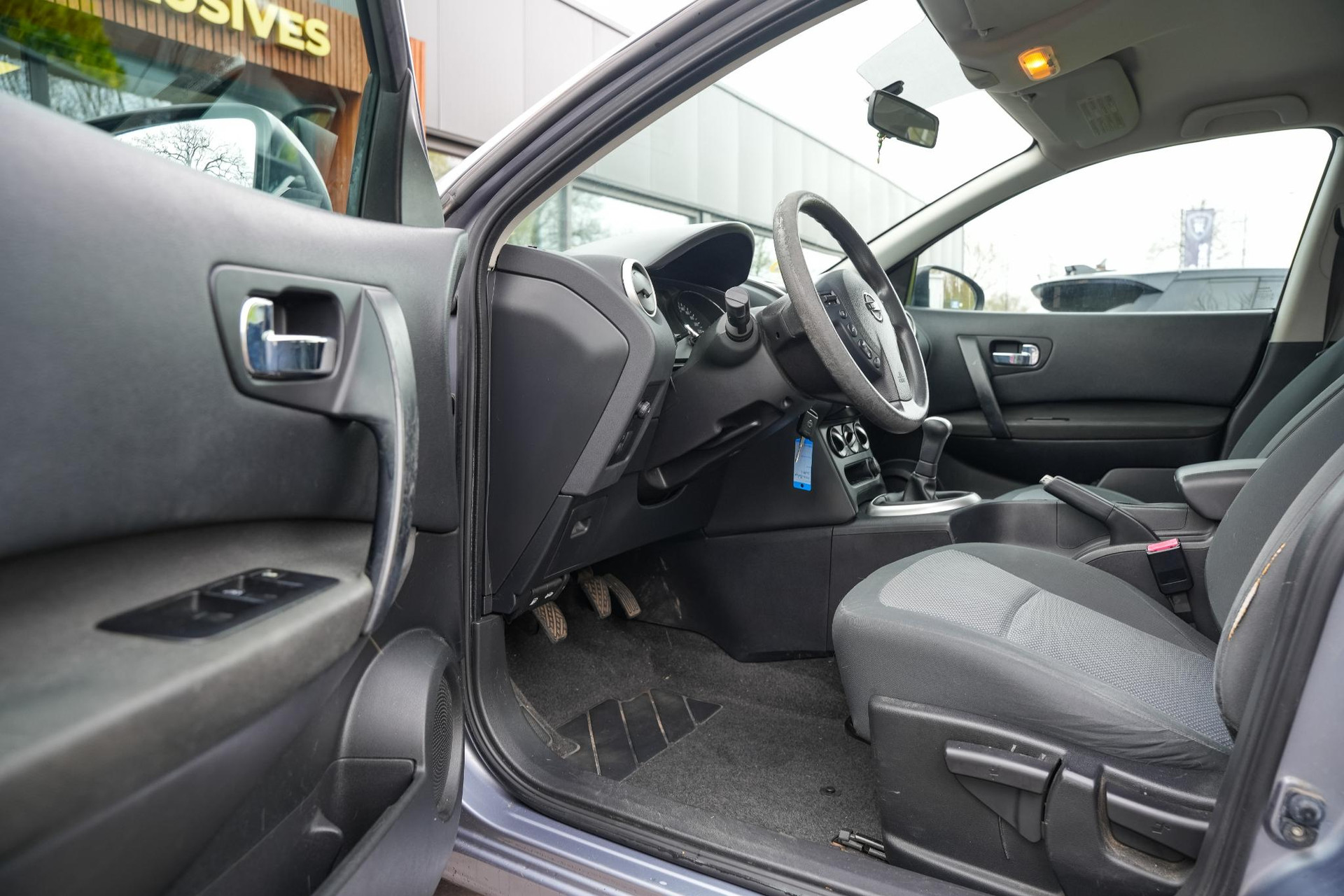 Nissan QASHQAI 1.6 2WD Acenta 2010 grijs 11