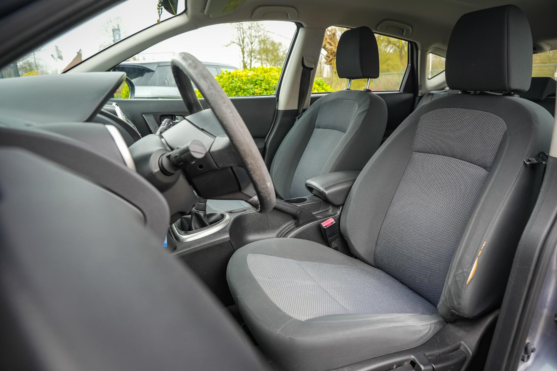 Nissan QASHQAI 1.6 2WD Acenta 2010 grijs 20