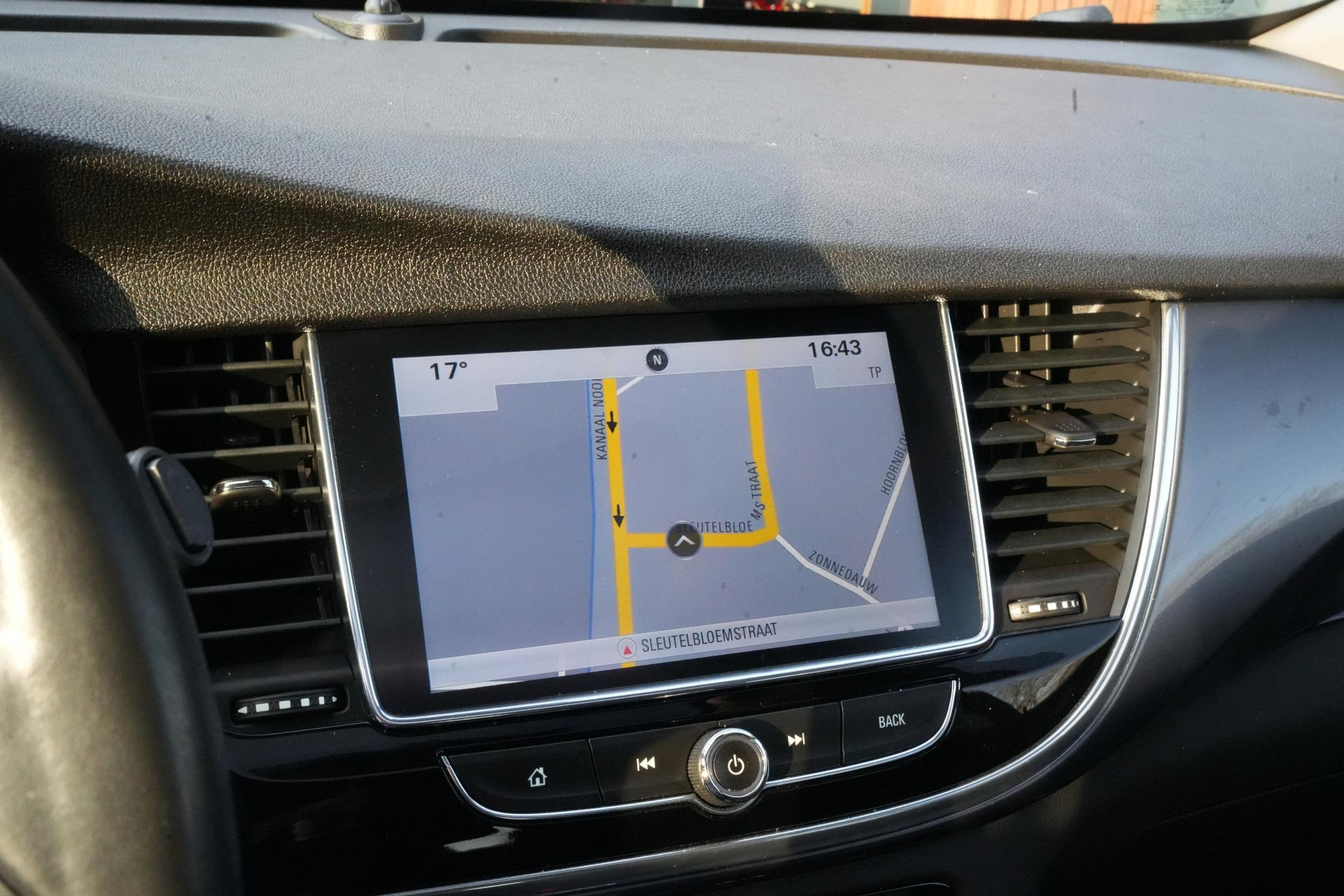 Opel Mokka X 1.4 Turbo Innovation 2018 Soveriegn silver (GAN) 17