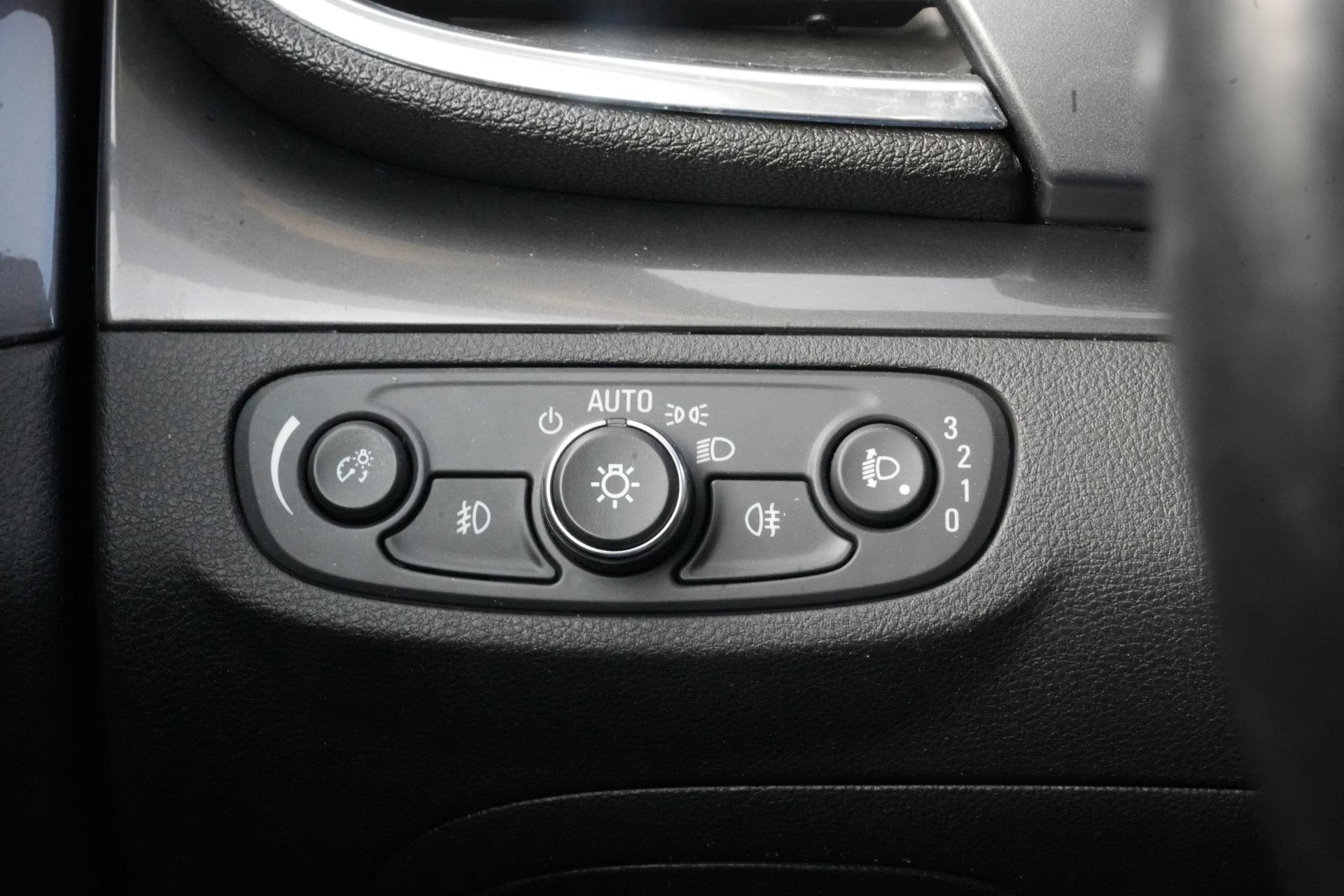 Opel Mokka X 1.4 Turbo Innovation 2018 Soveriegn silver (GAN) 20