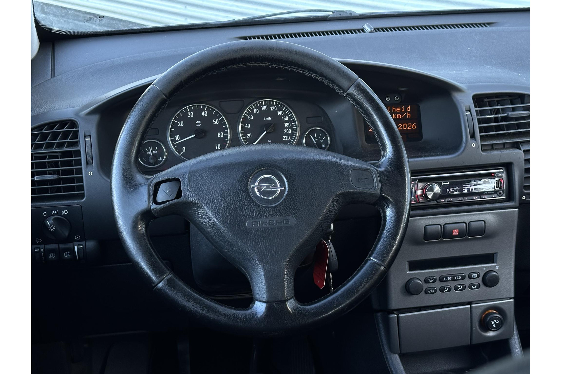 Opel Zafira 2.2-16V Elegance 2003 Saturn blue (4BU) 17