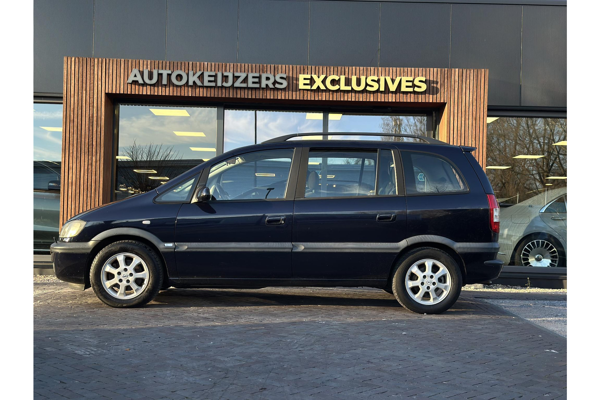 Opel Zafira 2.2-16V Elegance 2003 Saturn blue (4BU) 4