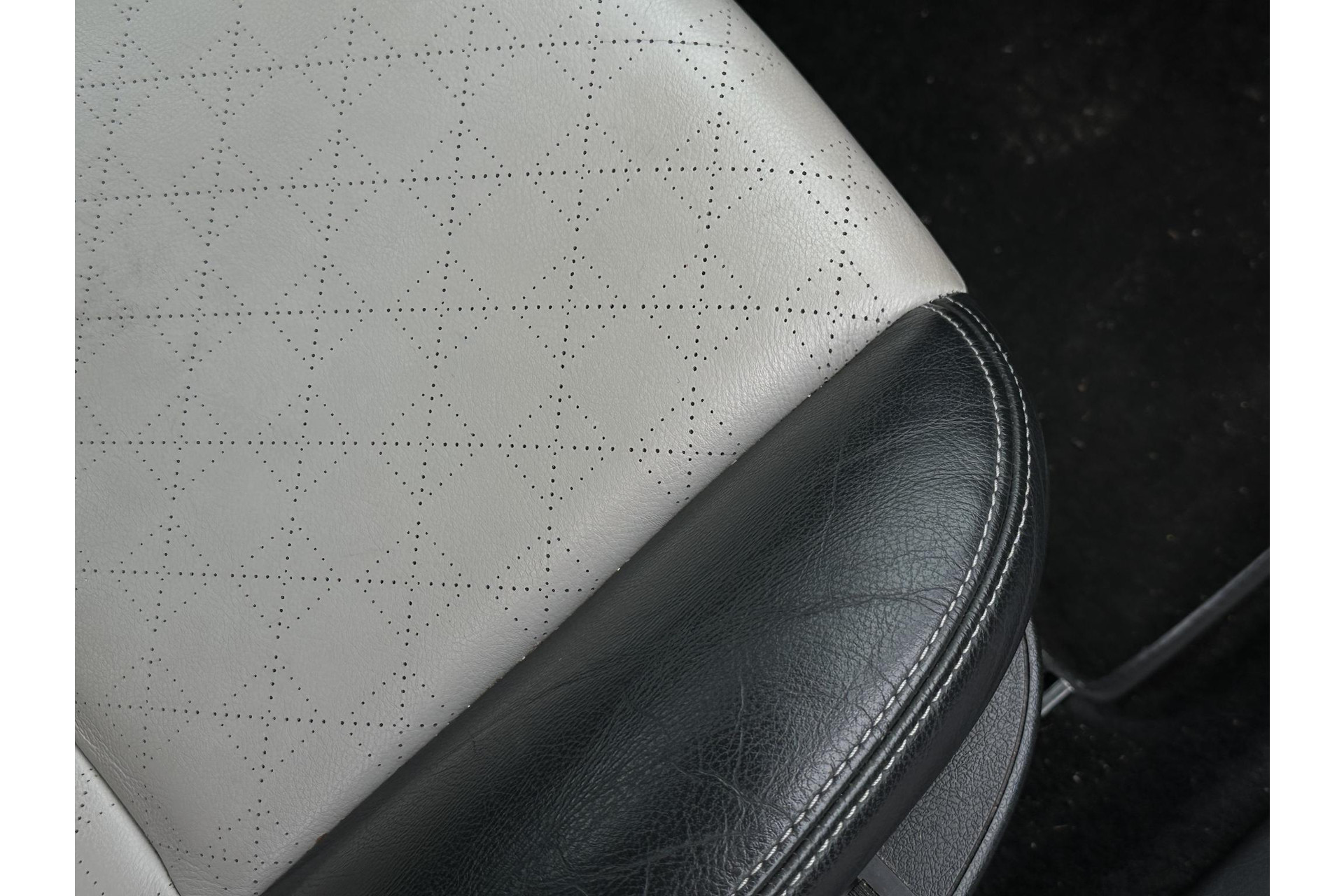 Peugeot 207 CC 1.6 VTi Roland Garros 2008  10