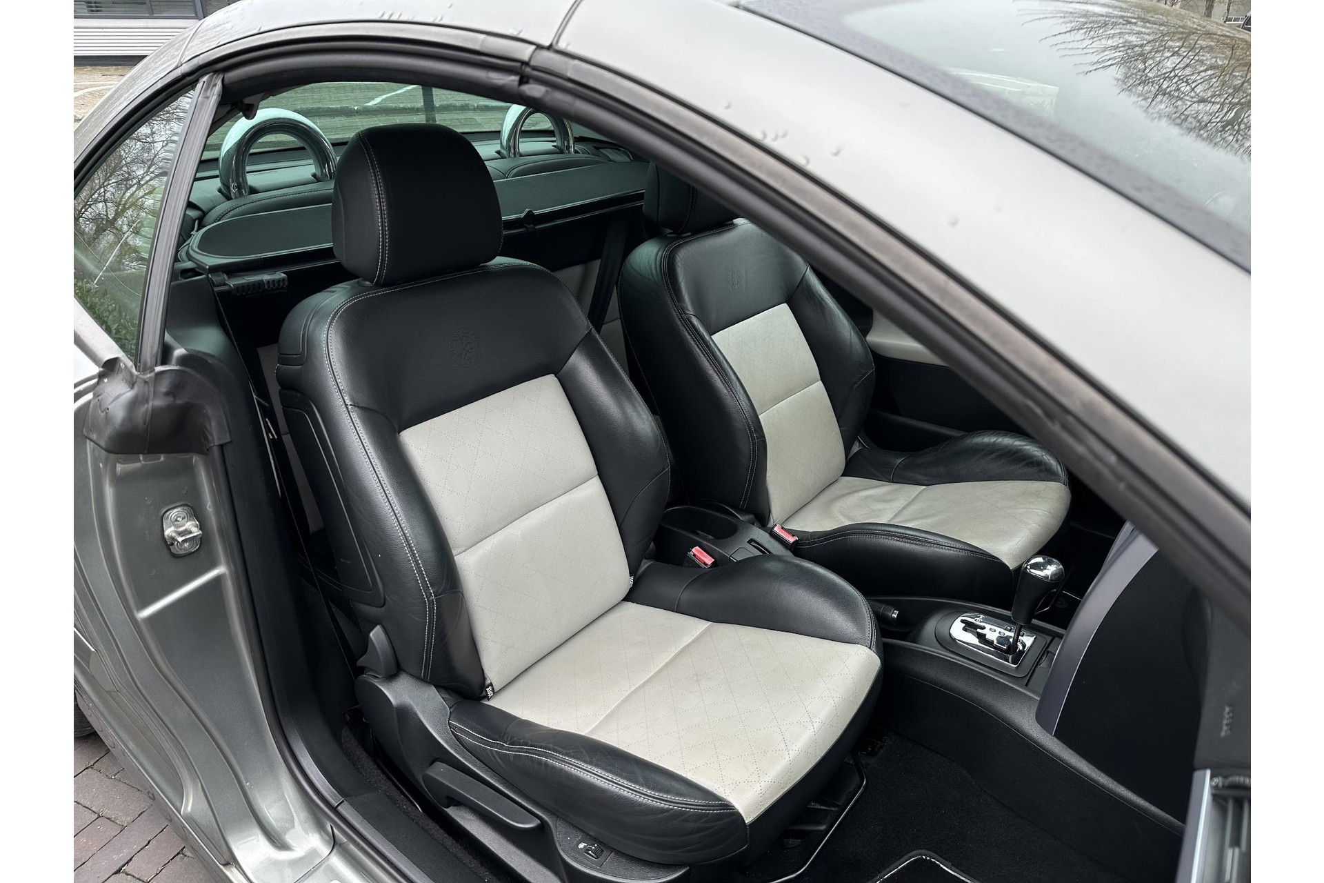 Peugeot 207 CC 1.6 VTi Roland Garros 2008  11