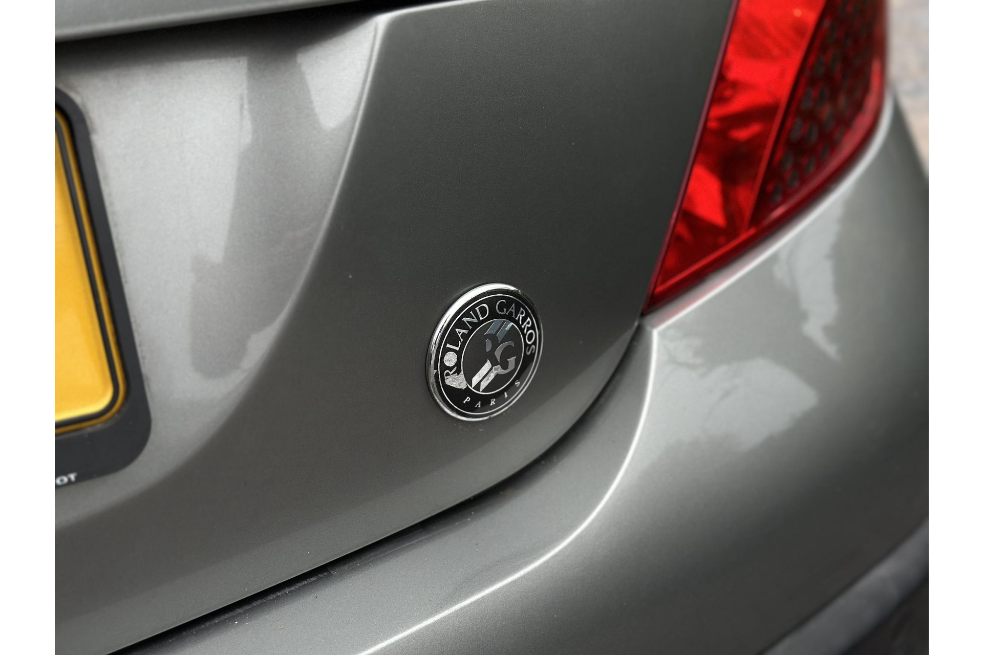 Peugeot 207 CC 1.6 VTi Roland Garros 2008  22