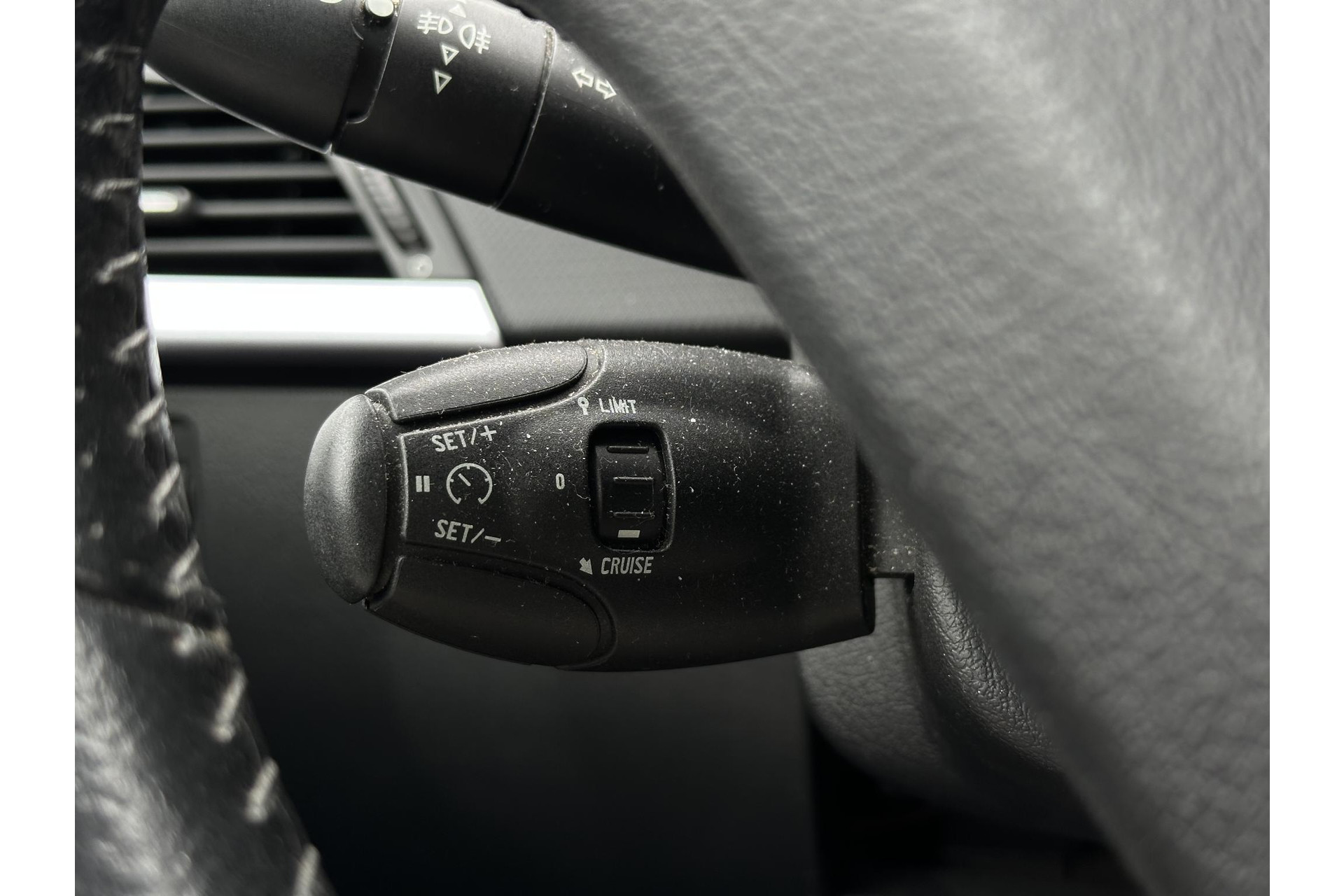 Peugeot 207 CC 1.6 VTi Roland Garros 2008  24