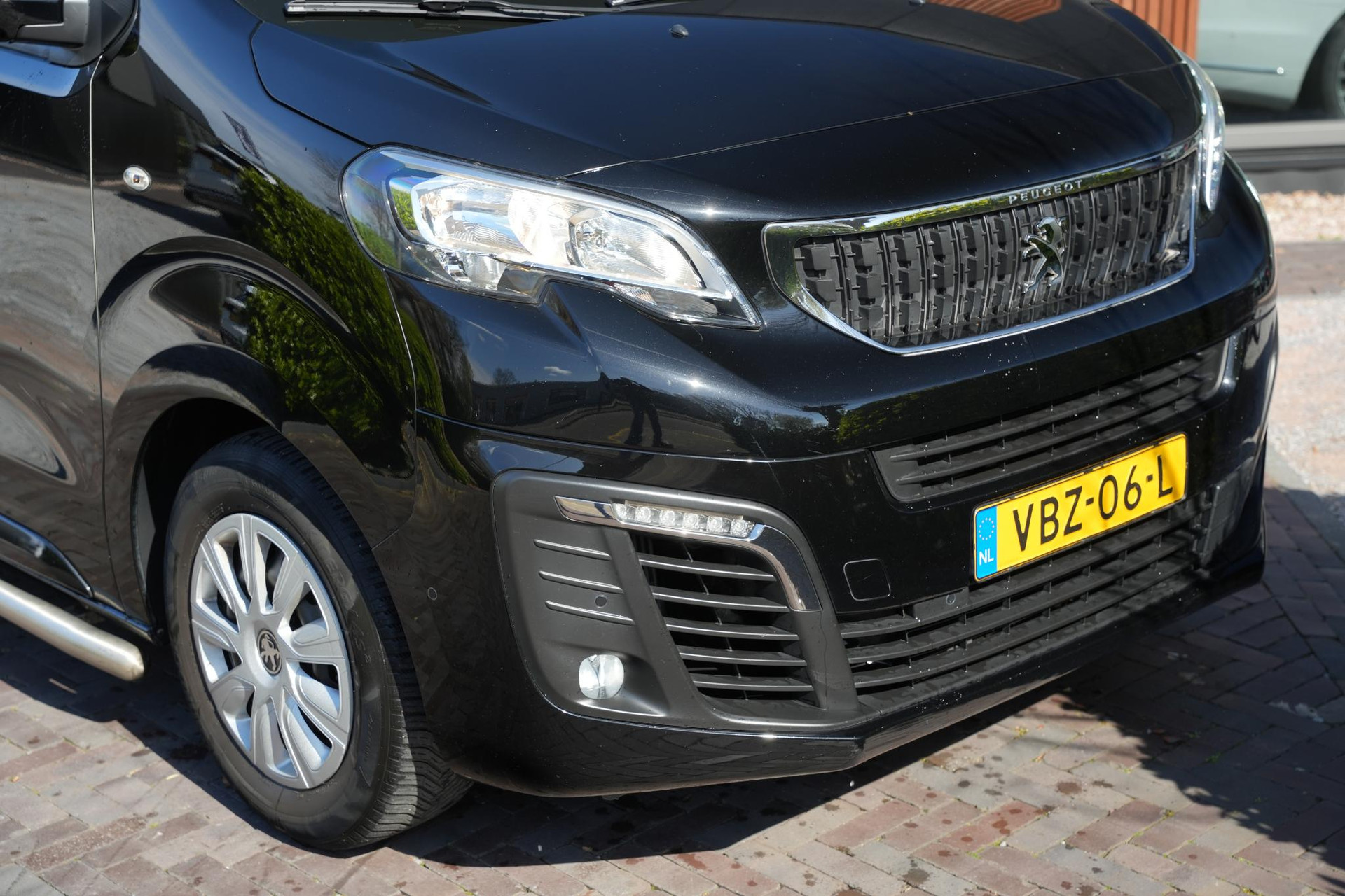 Peugeot Expert 2.0 BlueHDI 180 Standard Premium 2019 Noir perla nera 10