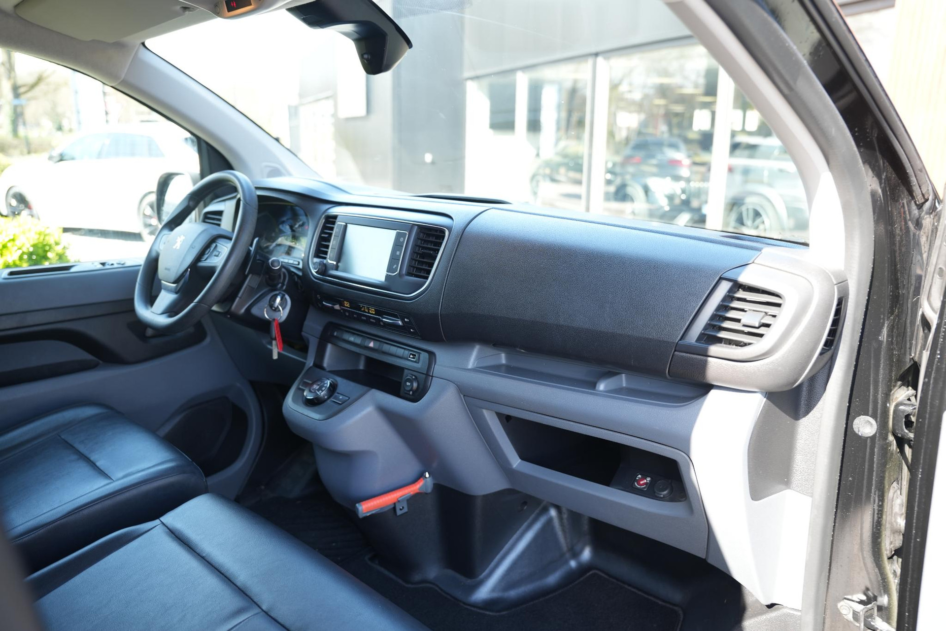 Peugeot Expert 2.0 BlueHDI 180 Standard Premium 2019 Noir perla nera 14