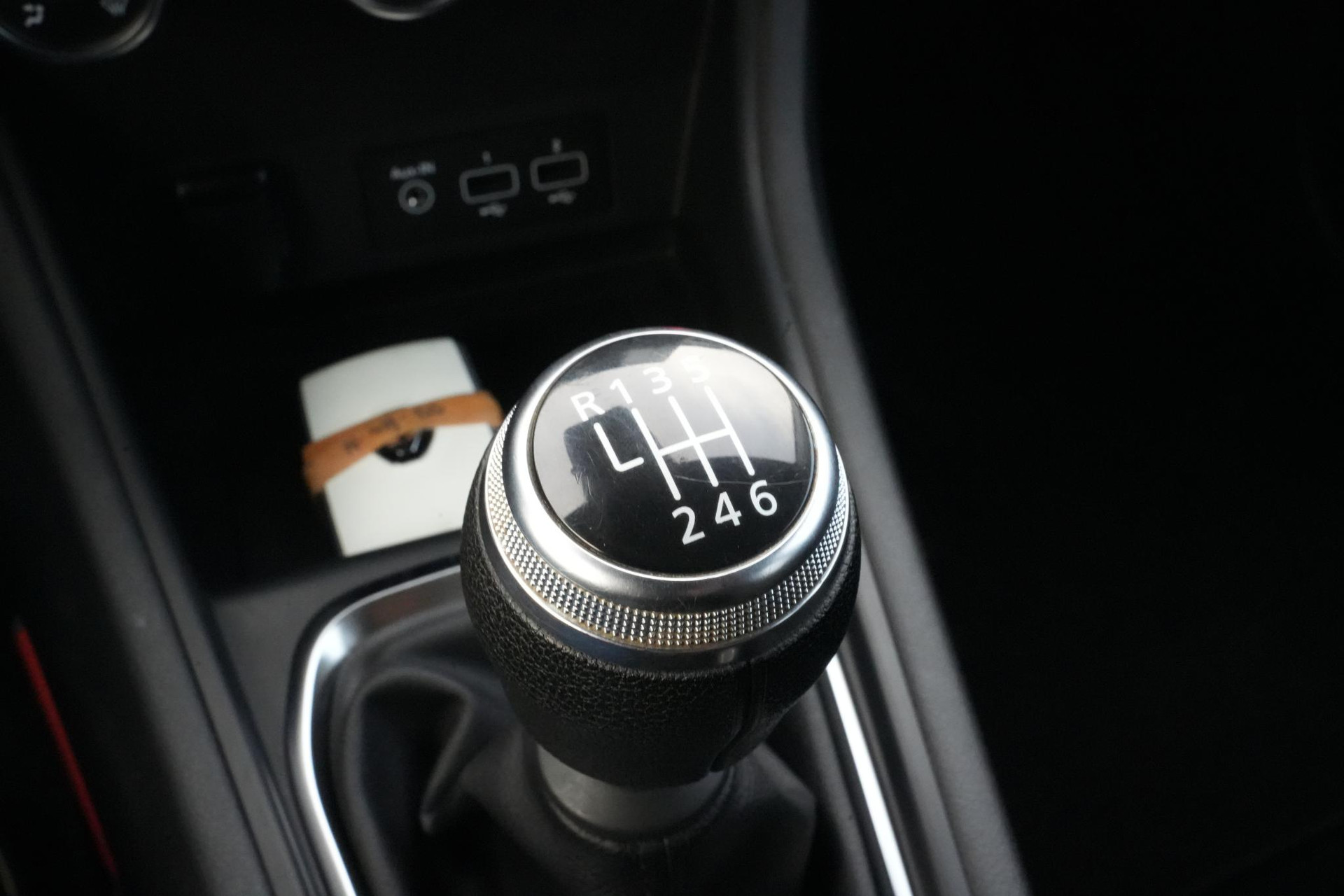 Renault Captur 1.0 TCe 100 Bi-Fuel Zen 2021 Noir etoilé gne 21