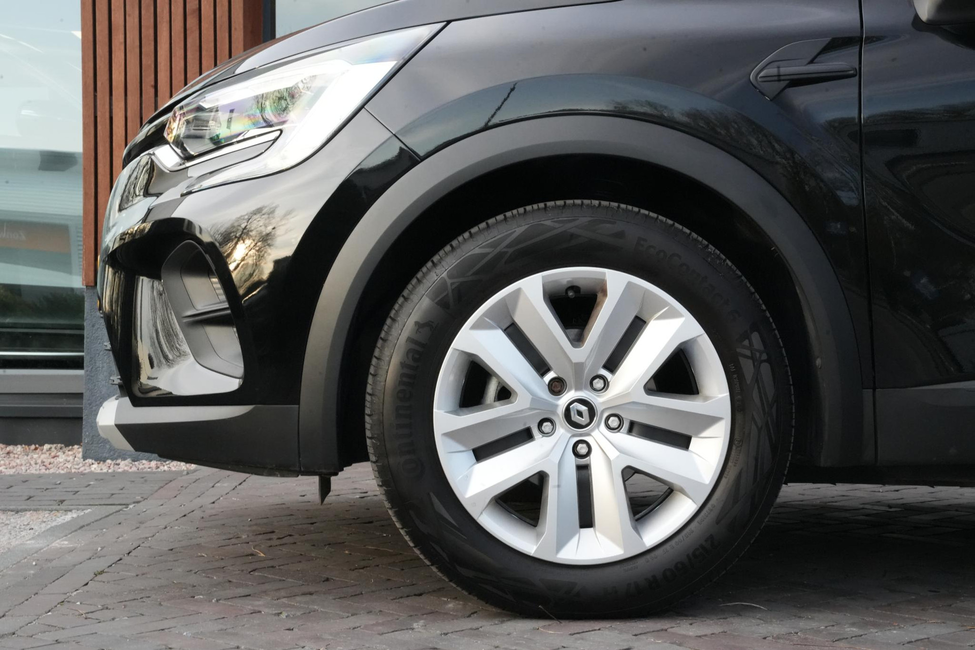 Renault Captur 1.0 TCe 100 Bi-Fuel Zen 2021 Noir etoilé gne 5