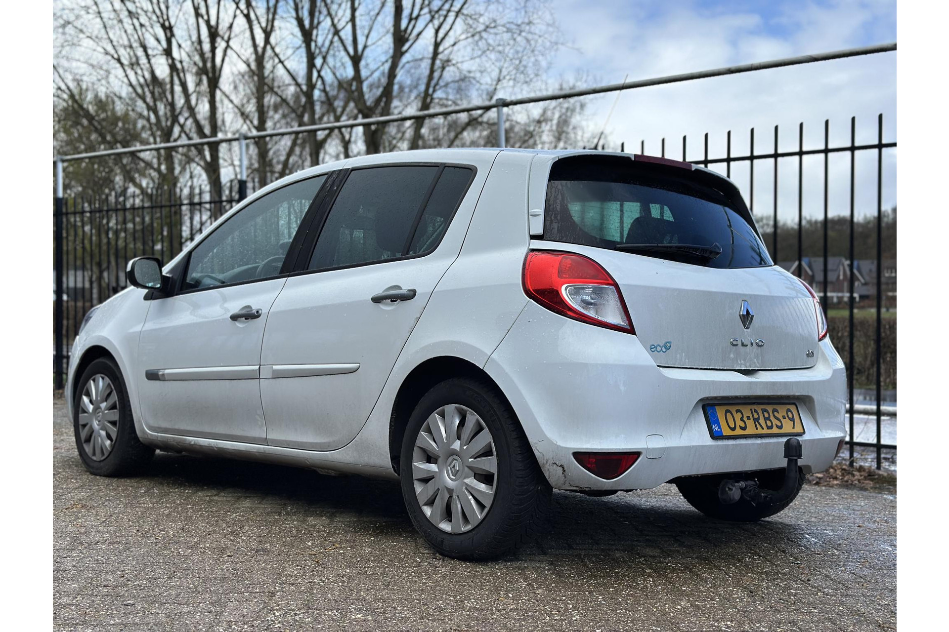 Renault Clio 1.5 dCi Parisienne 2011 Blanc glacier  5