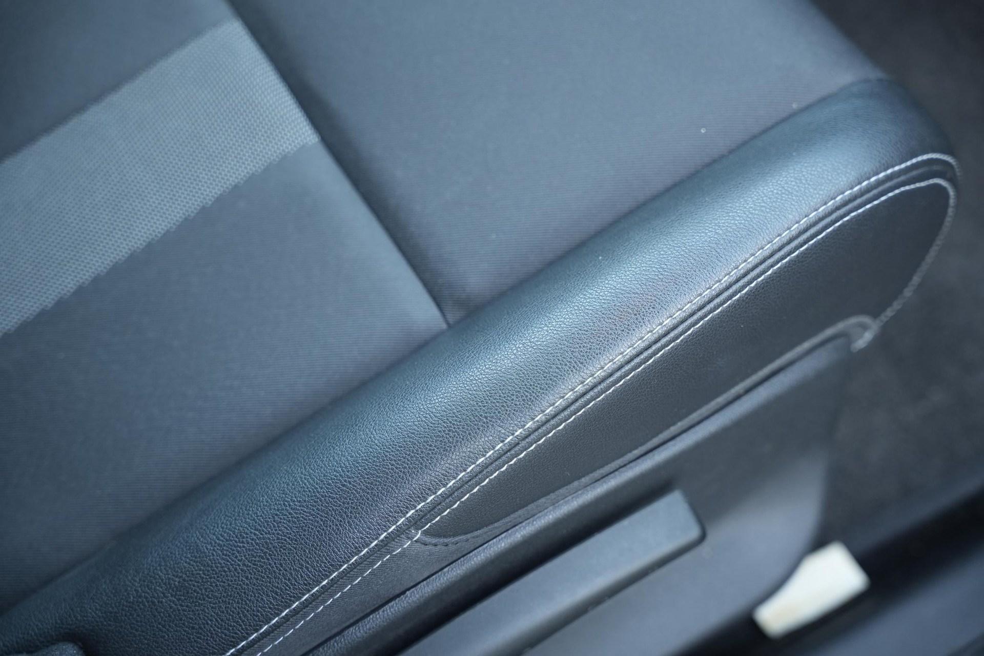 Renault Mégane Estate 1.4 TCe Bose 2011 Gris platine  28