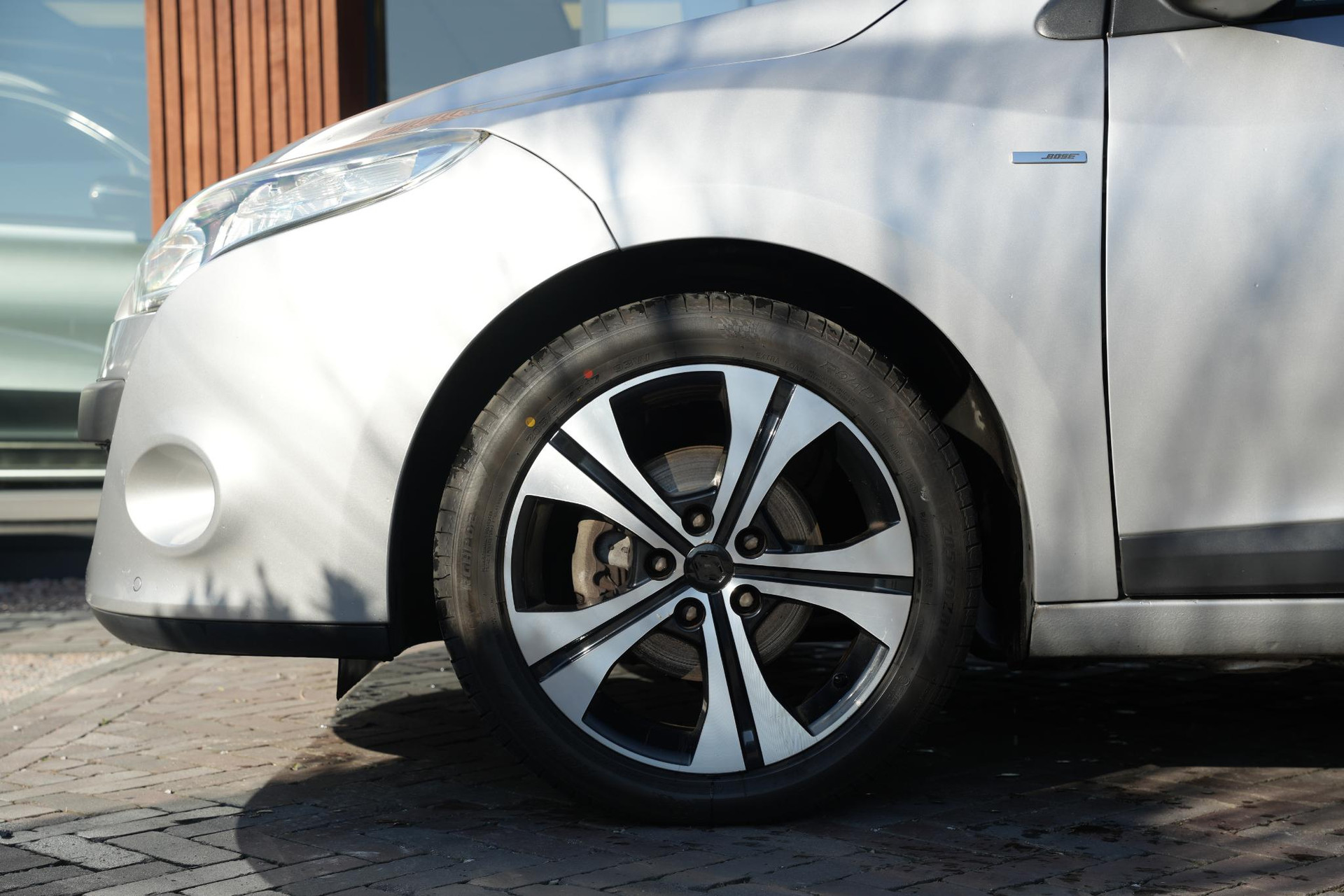 Renault Mégane Estate 1.4 TCe Bose 2011 Gris platine  4