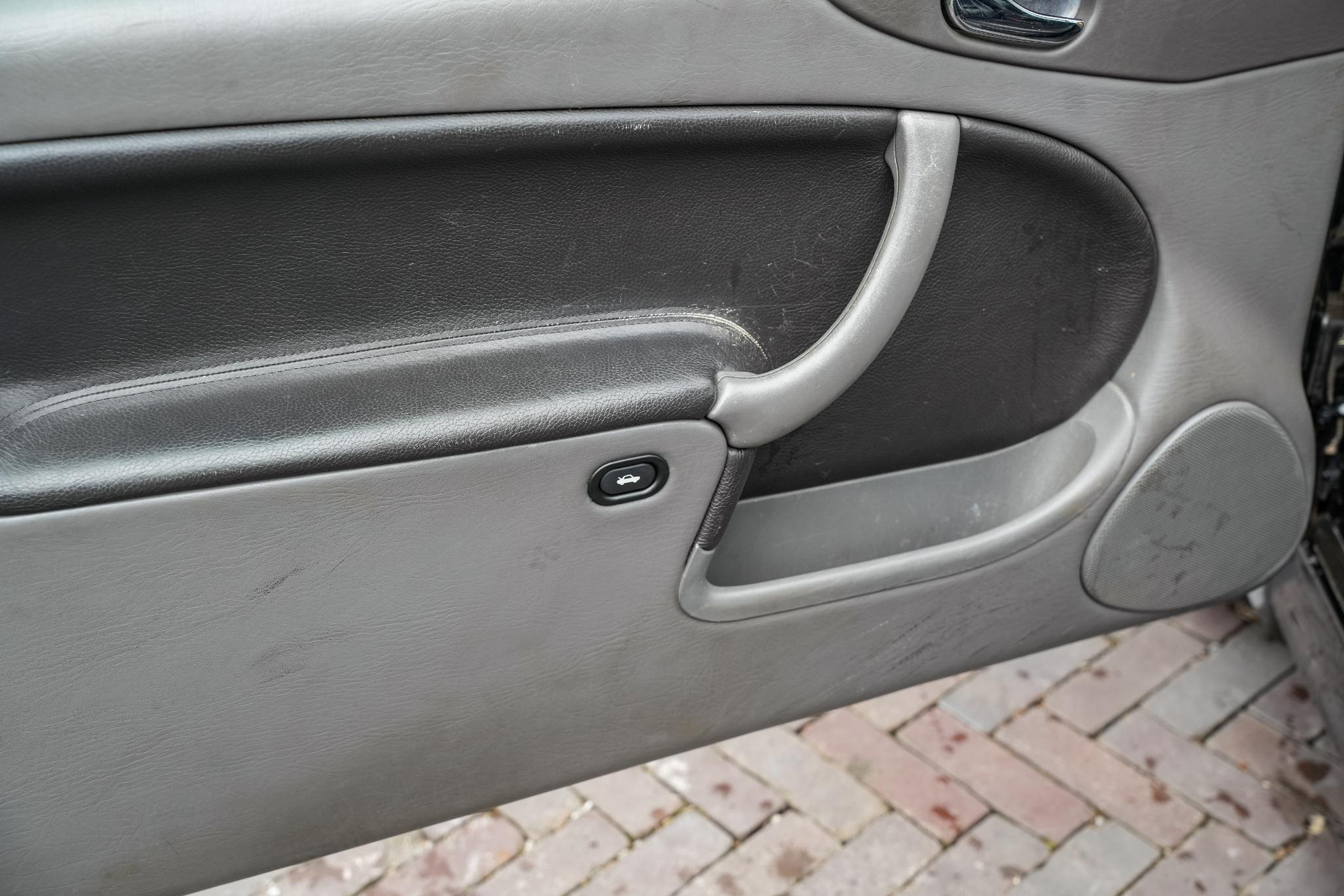 Saab 9-3 Cabrio 2.0t Anniversary 2002  11