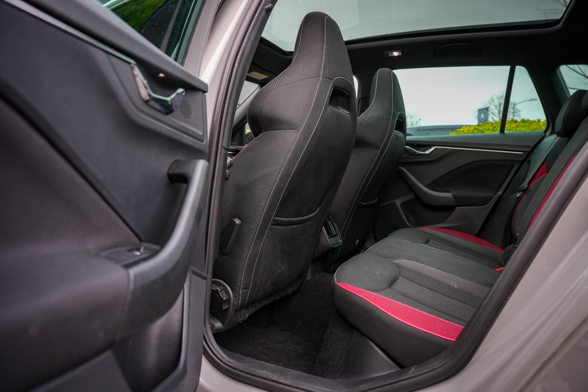 Škoda Kamiq 1.0 TSI Business Edition 2020 Steel grey 10