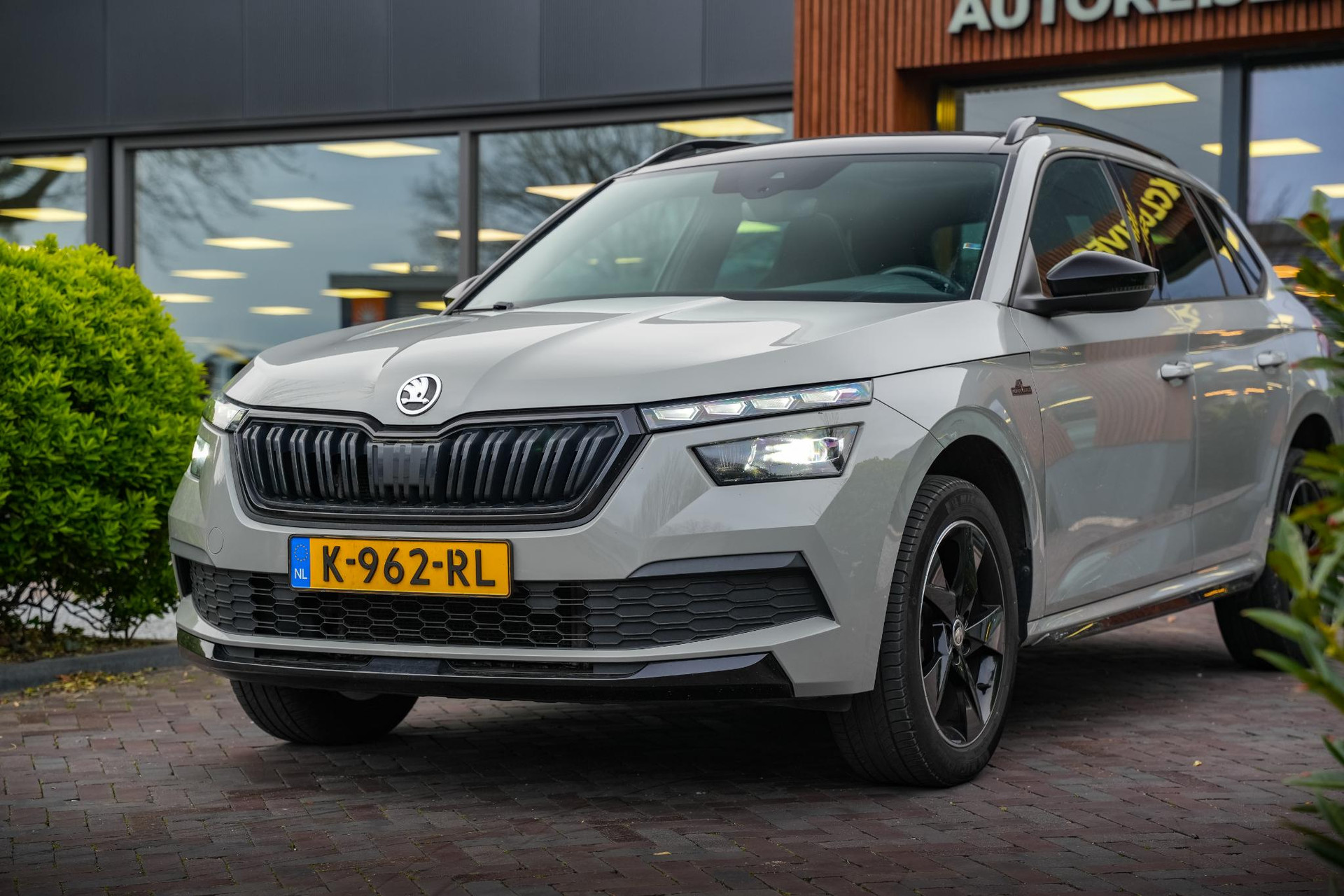 Škoda Kamiq 1.0 TSI Business Edition 2020 Steel grey 13
