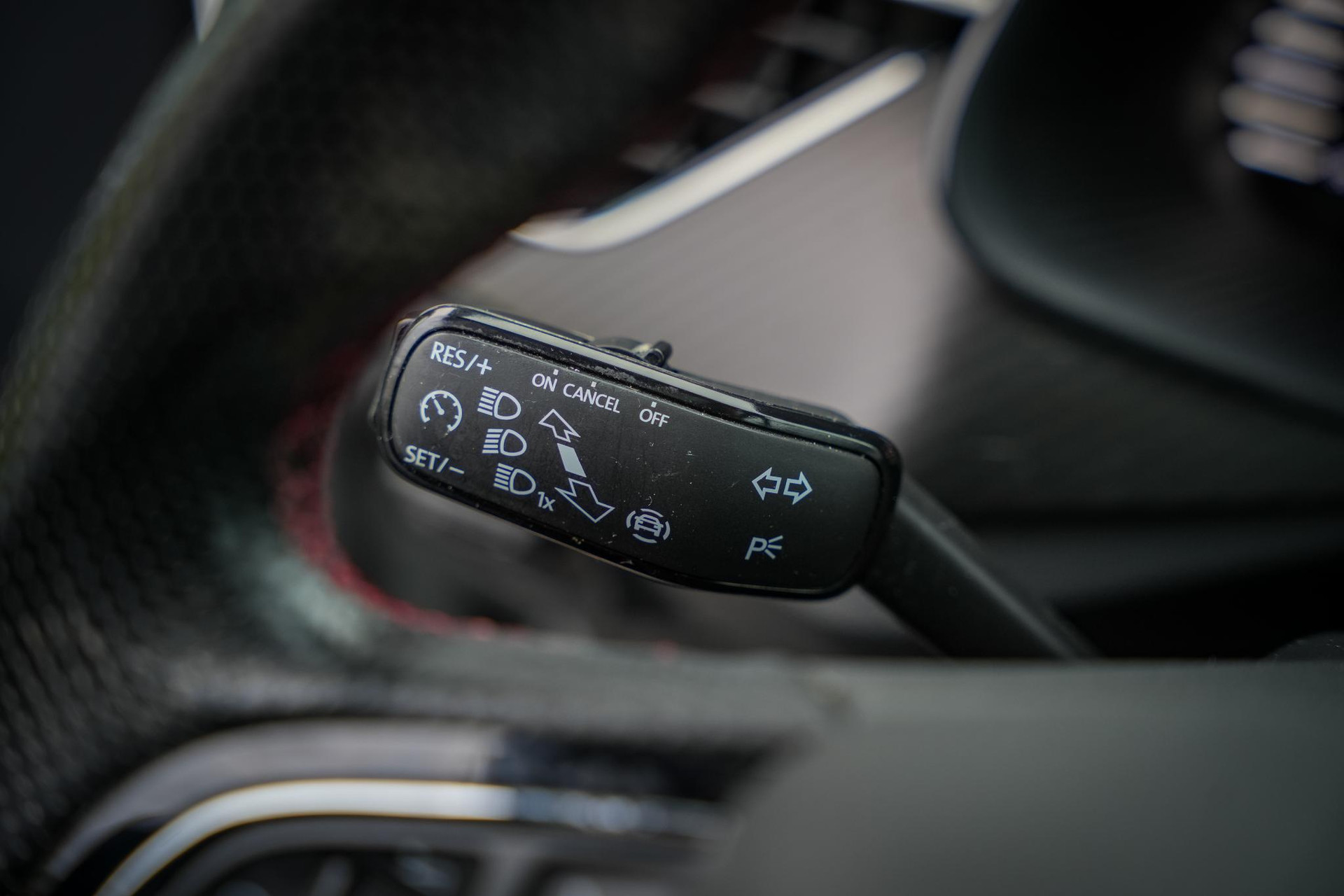 Škoda Kamiq 1.0 TSI Business Edition 2020 Steel grey 23