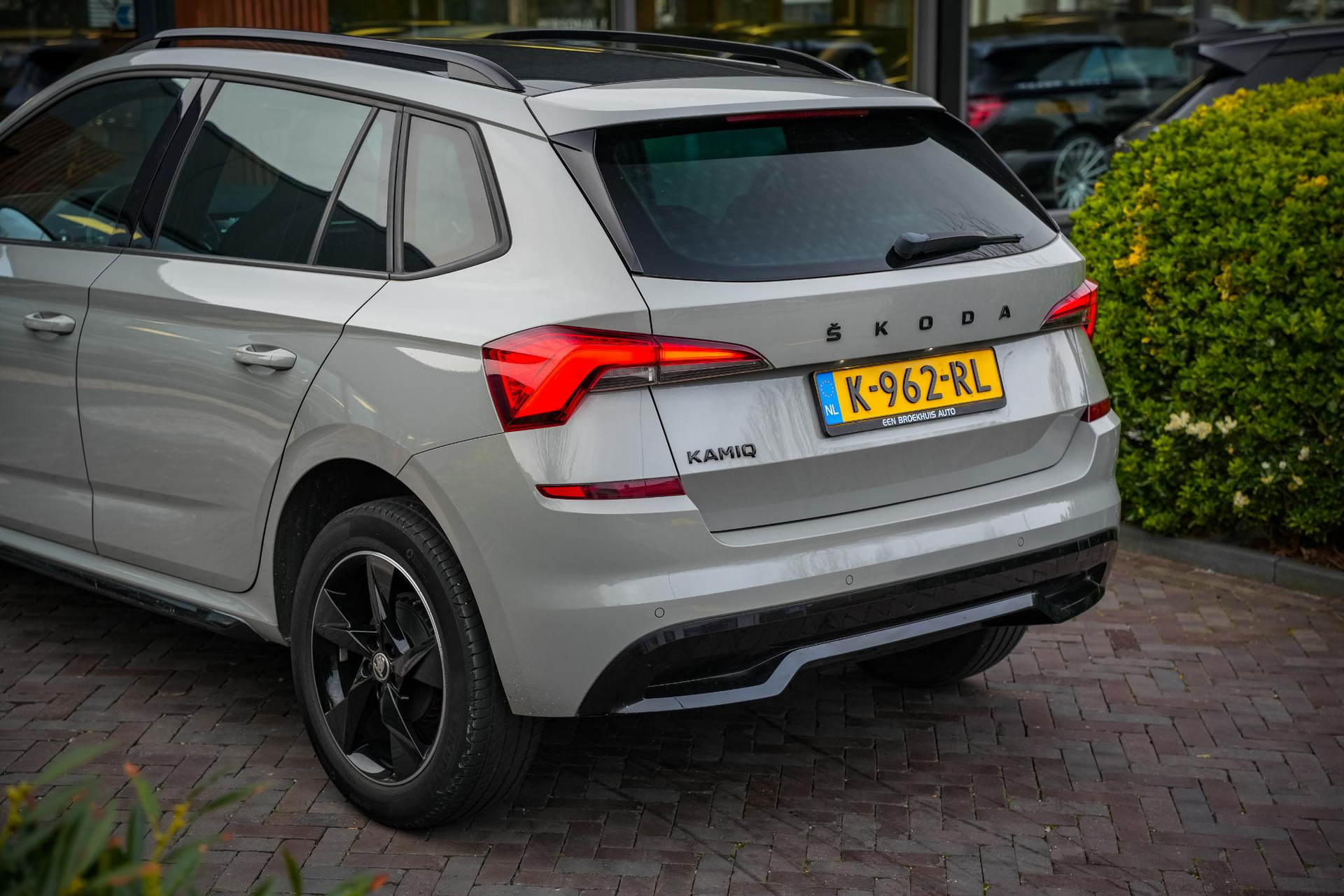 Škoda Kamiq 1.0 TSI Business Edition 2020 Steel grey 28