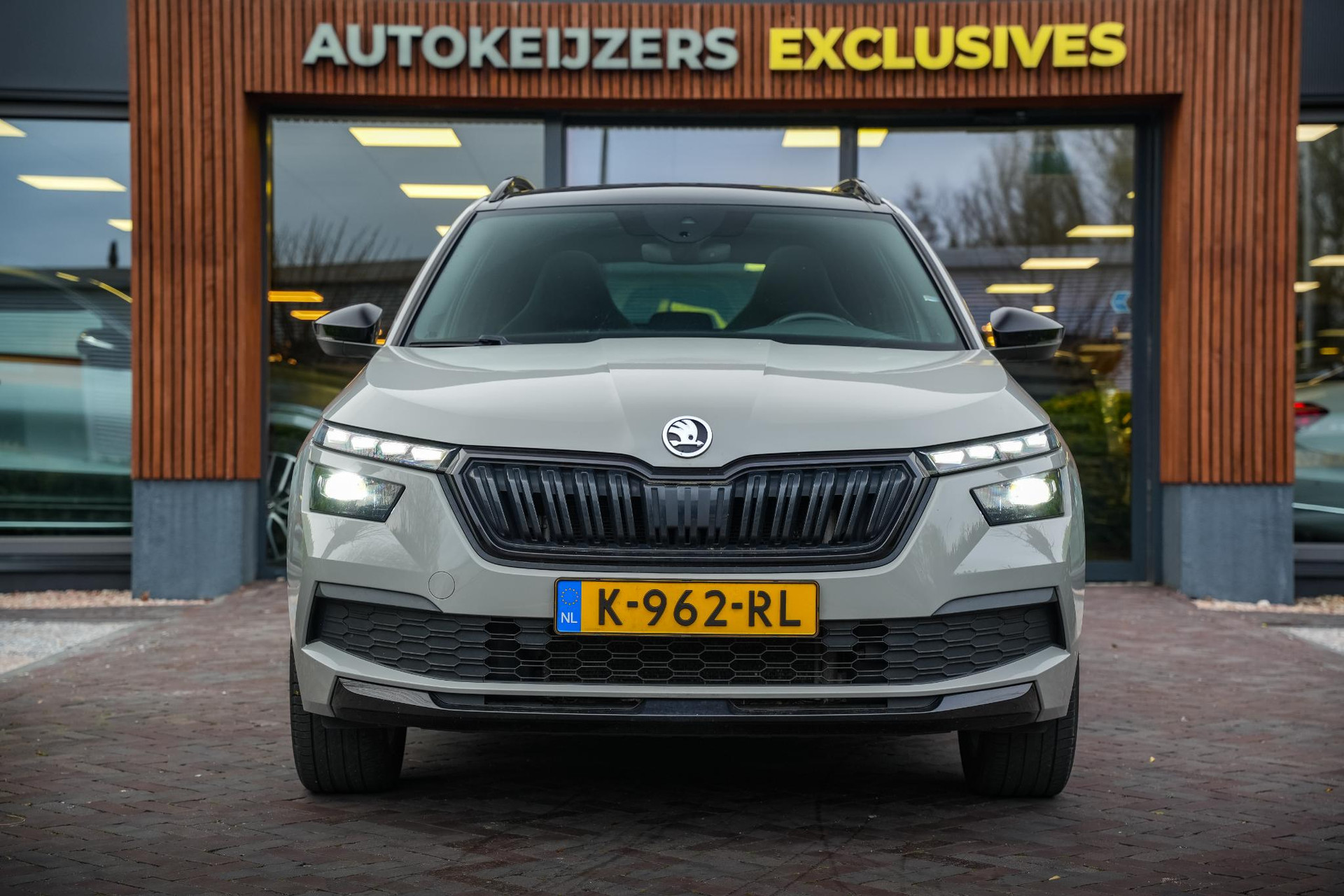 Škoda Kamiq 1.0 TSI Business Edition 2020 Steel grey 3
